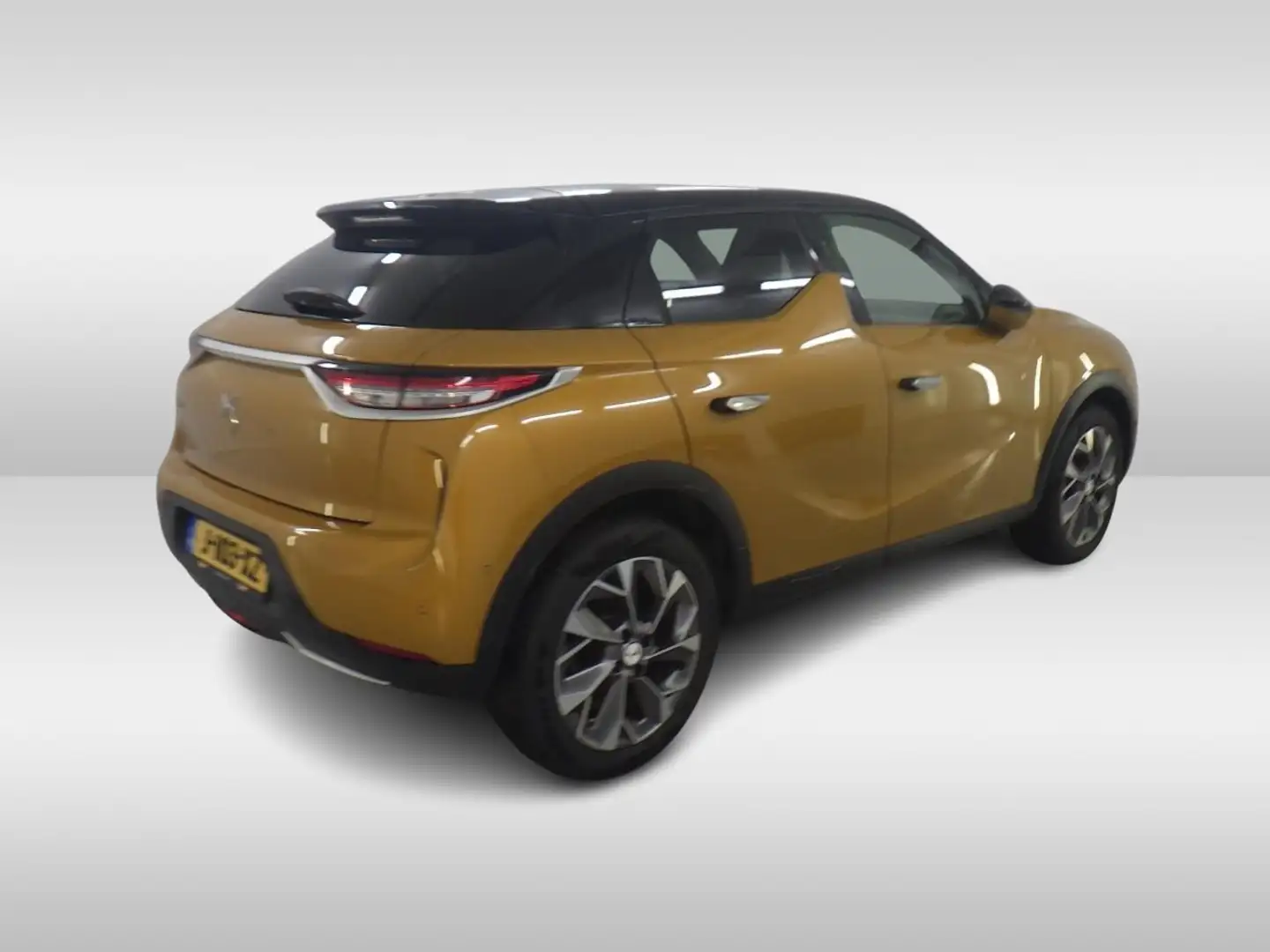 DS Automobiles DS 3 Crossback E-Tense Grand Chic 50 kWh (136 PK) 2e-Eig. & Keuri Geel - 2