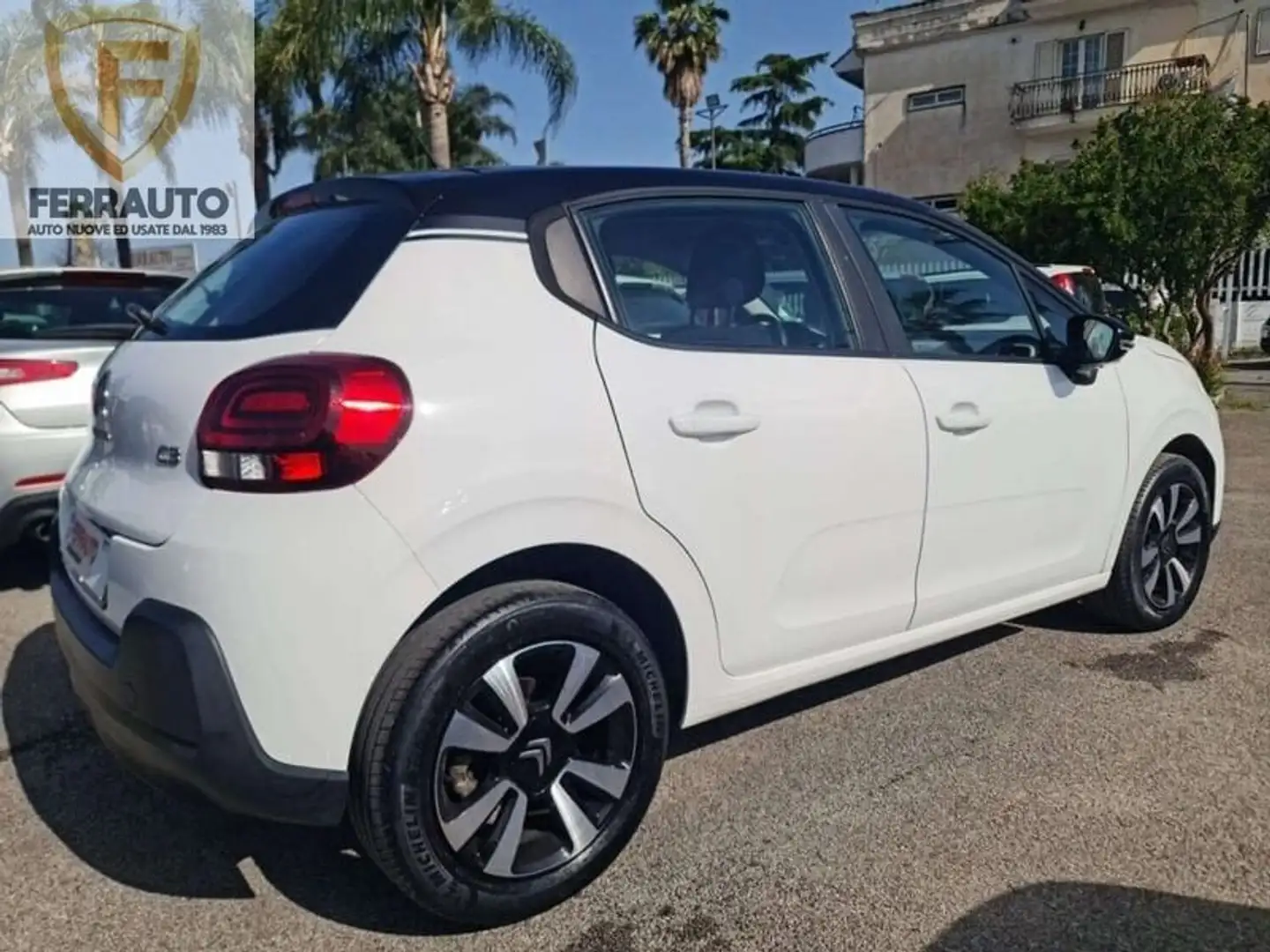 Citroen C3 BlueHDi 100 S&S Shine Bianco - 2