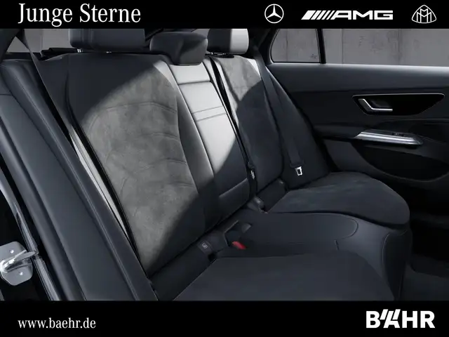Mercedes-Benz E-Class view 7