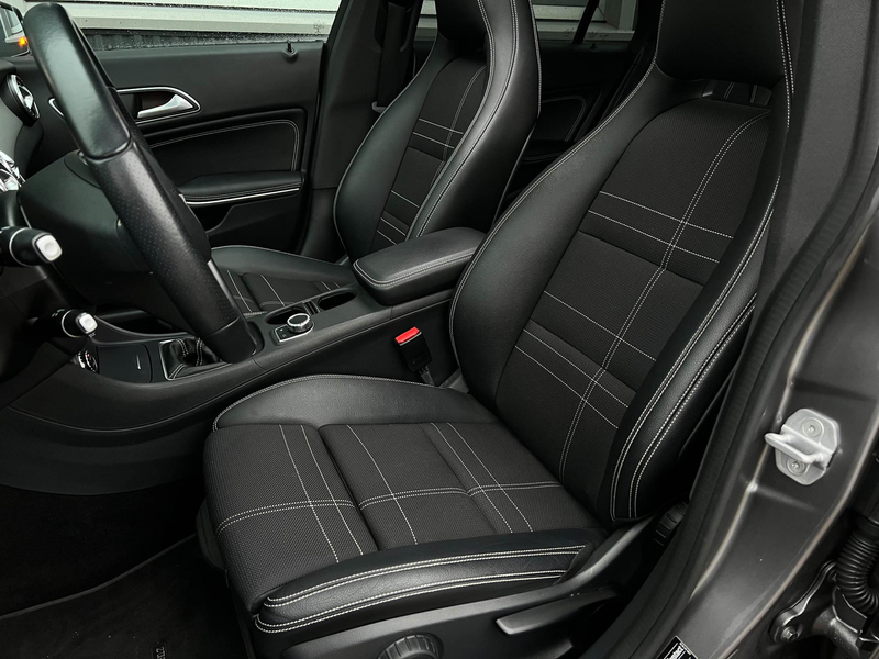 Mercedes-Benz CLA 180 Shooting Brake Lease Edition Ambition 122pk | Pano — photo 3