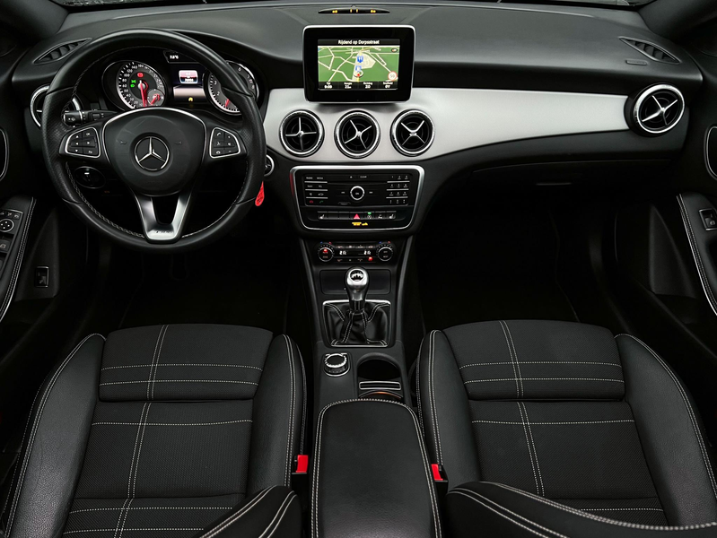 Mercedes-Benz CLA 180 Shooting Brake Lease Edition Ambition 122pk | Pano — photo 2