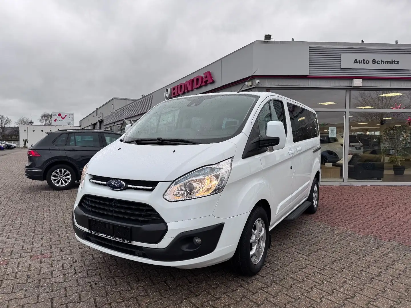 Ford Tourneo Custom Titanium Blanc - 1