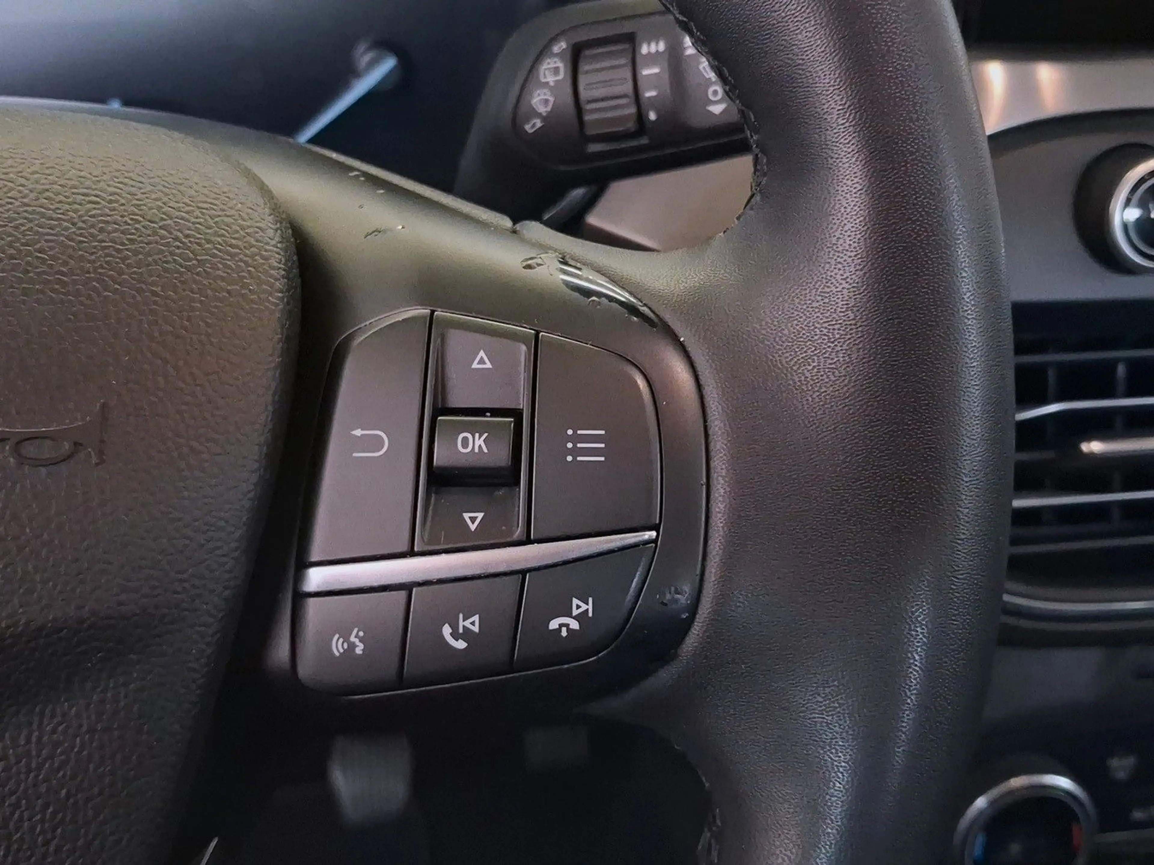 Ford Focus 2.0 Titanium,1.Hand,Navi,LED,ACC,Kamera — photo 16