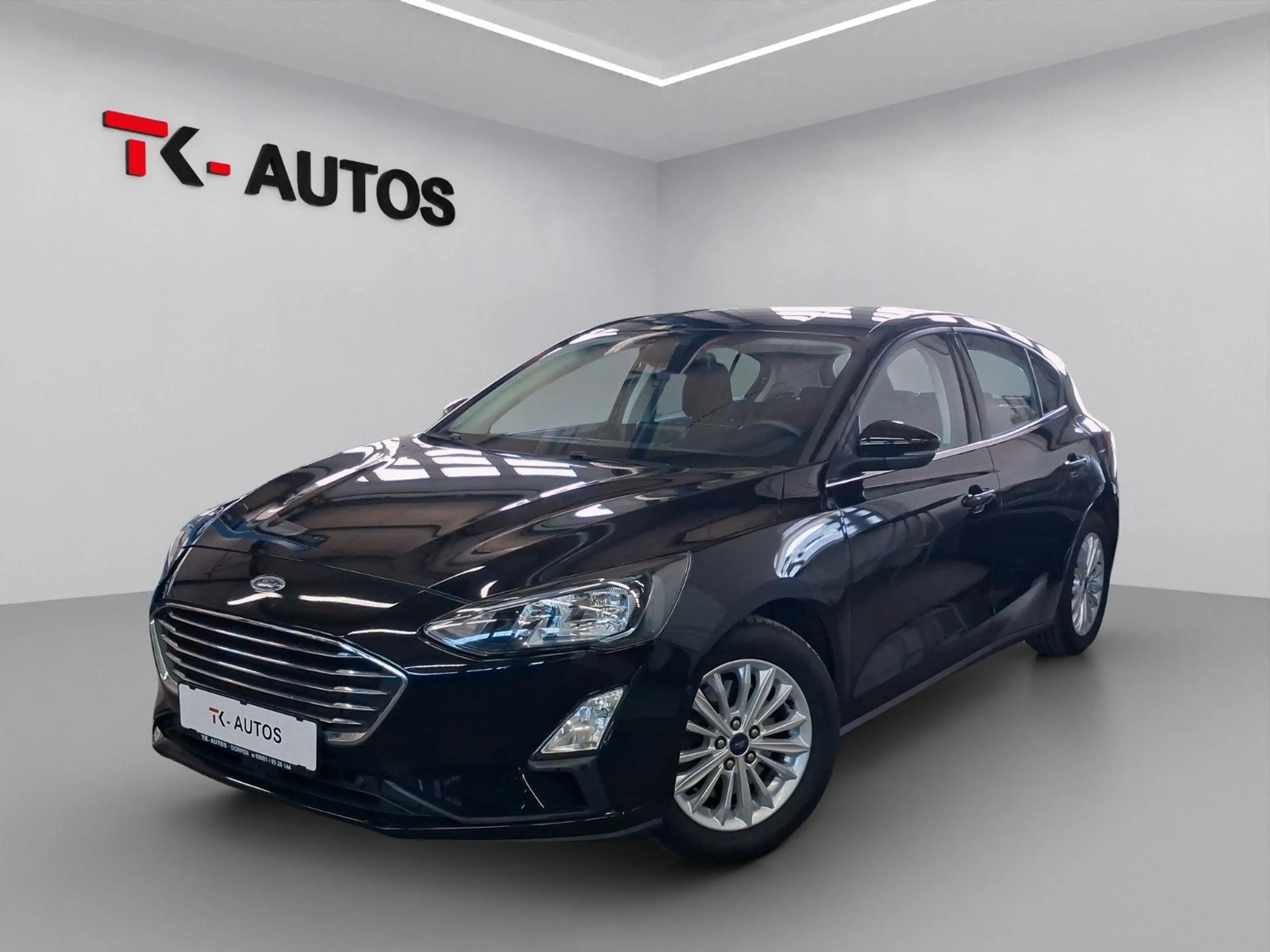 Ford Focus 2.0 Titanium,1.Hand,Navi,LED,ACC,Kamera