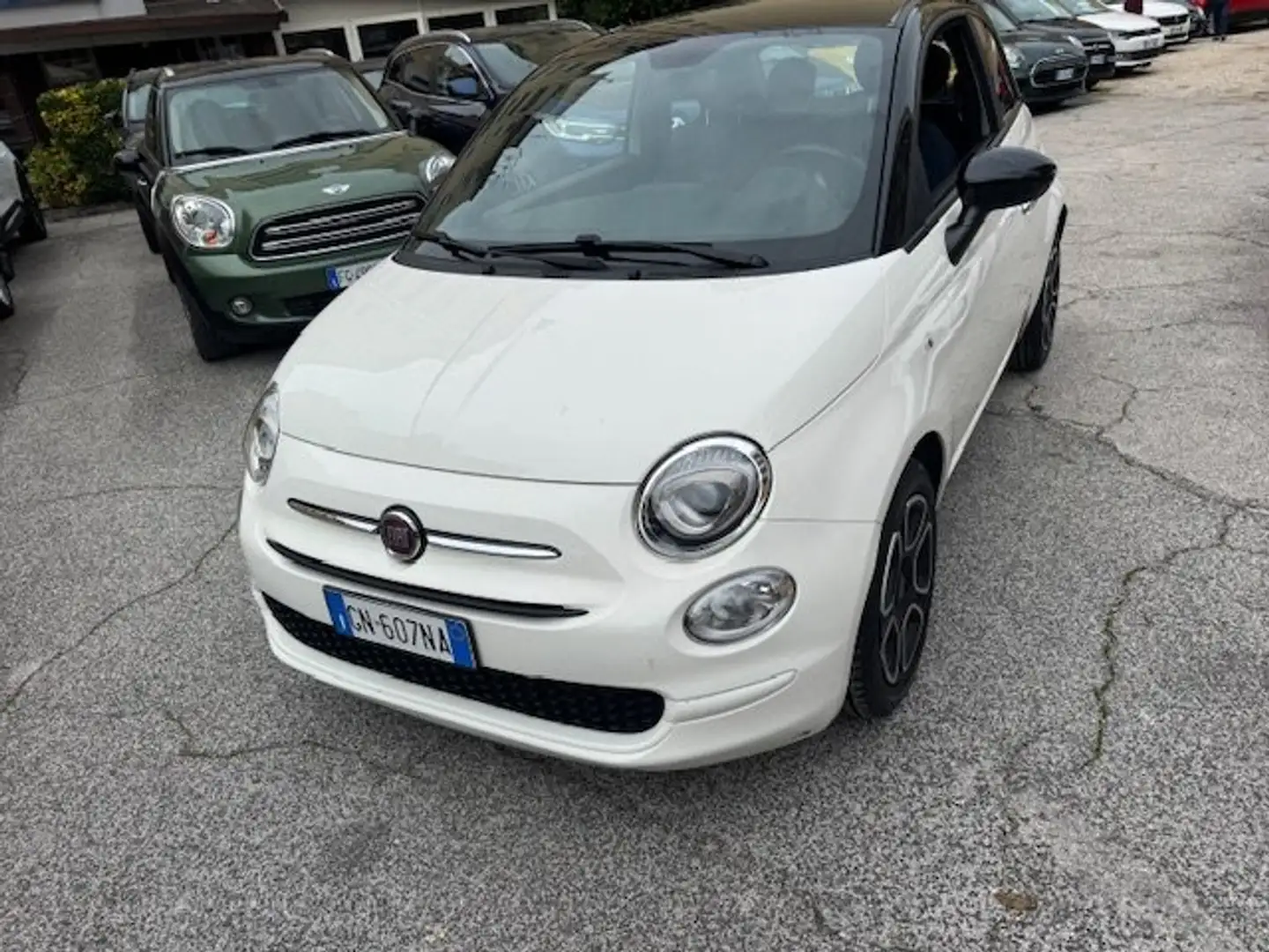 Fiat 500 500 III  1.0 hybrid Club 70cv Weiß - 1