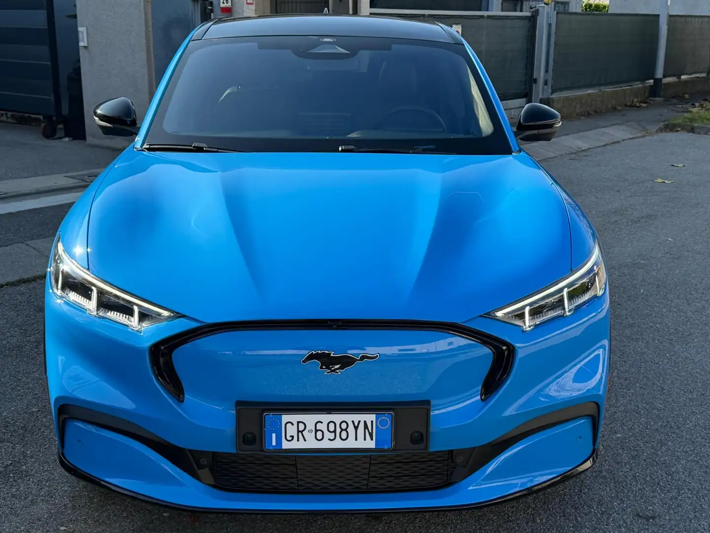 Ford Mustang Mach-E standard range Premium awd 269cv auto - 2