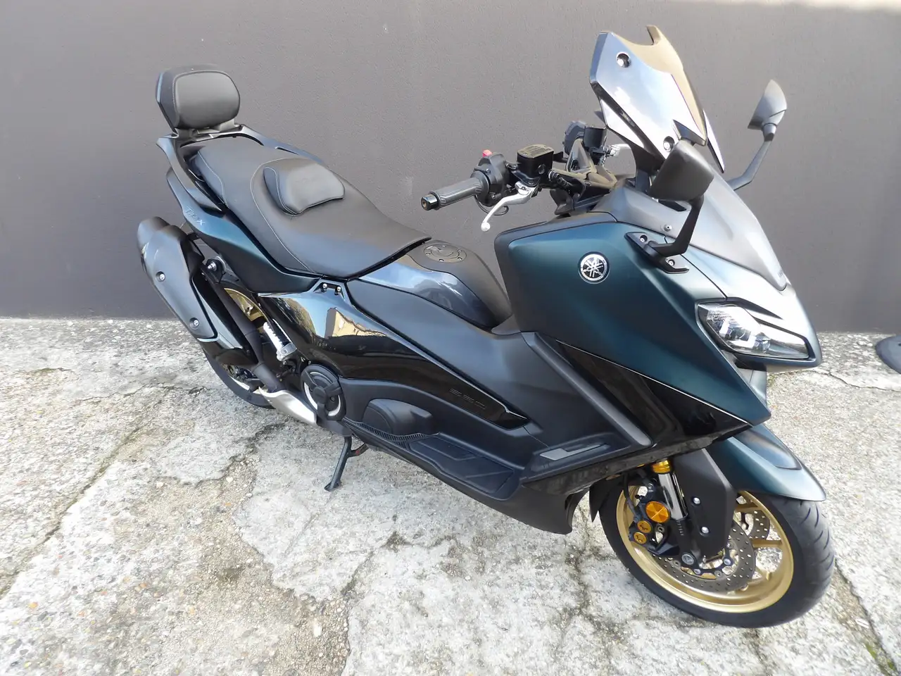Yamaha Tmax 560