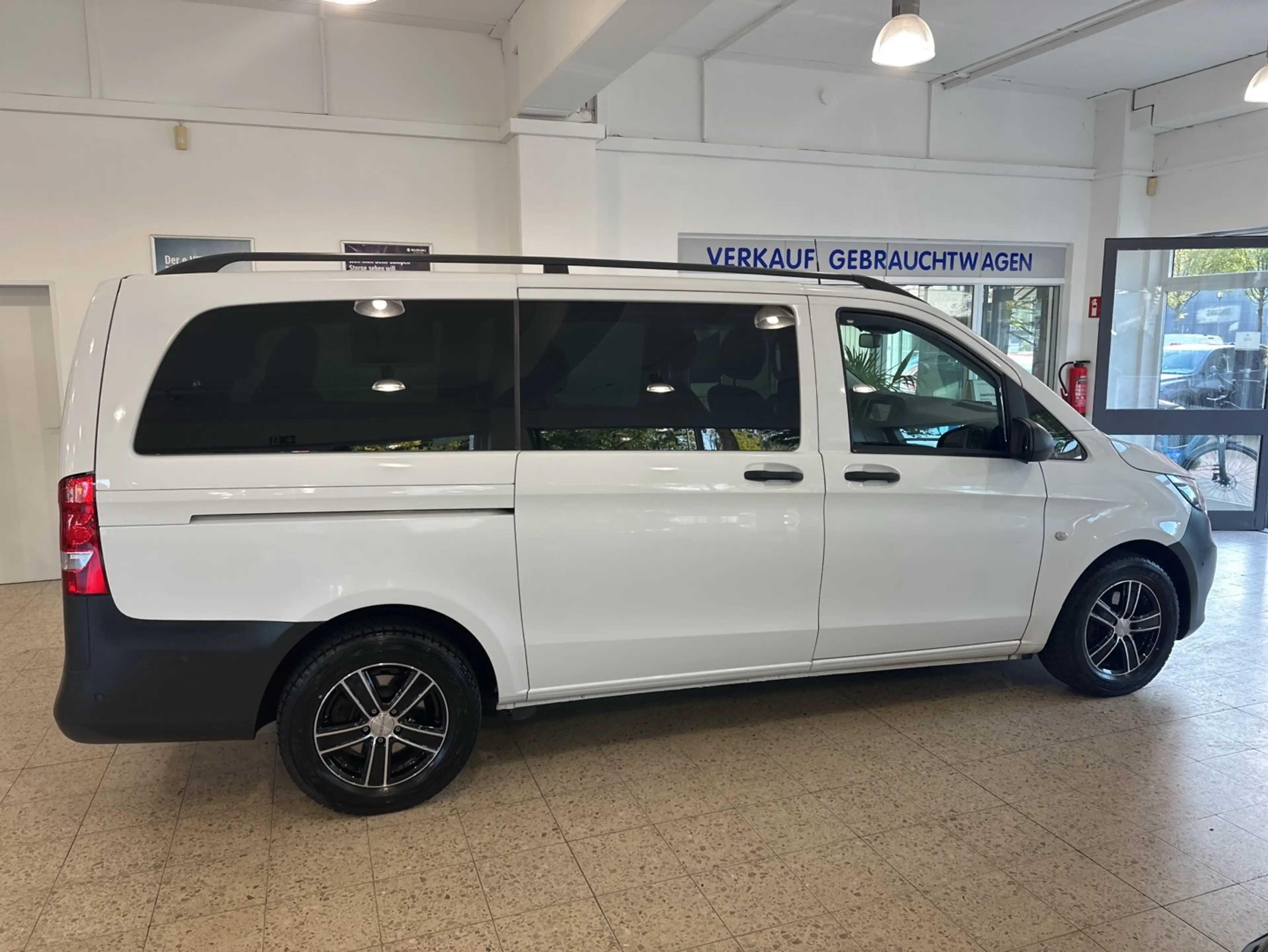 Mercedes-Benz Vito Tourer 116 CDI Edition Vito Tourer 116 CDI Edition — photo 6