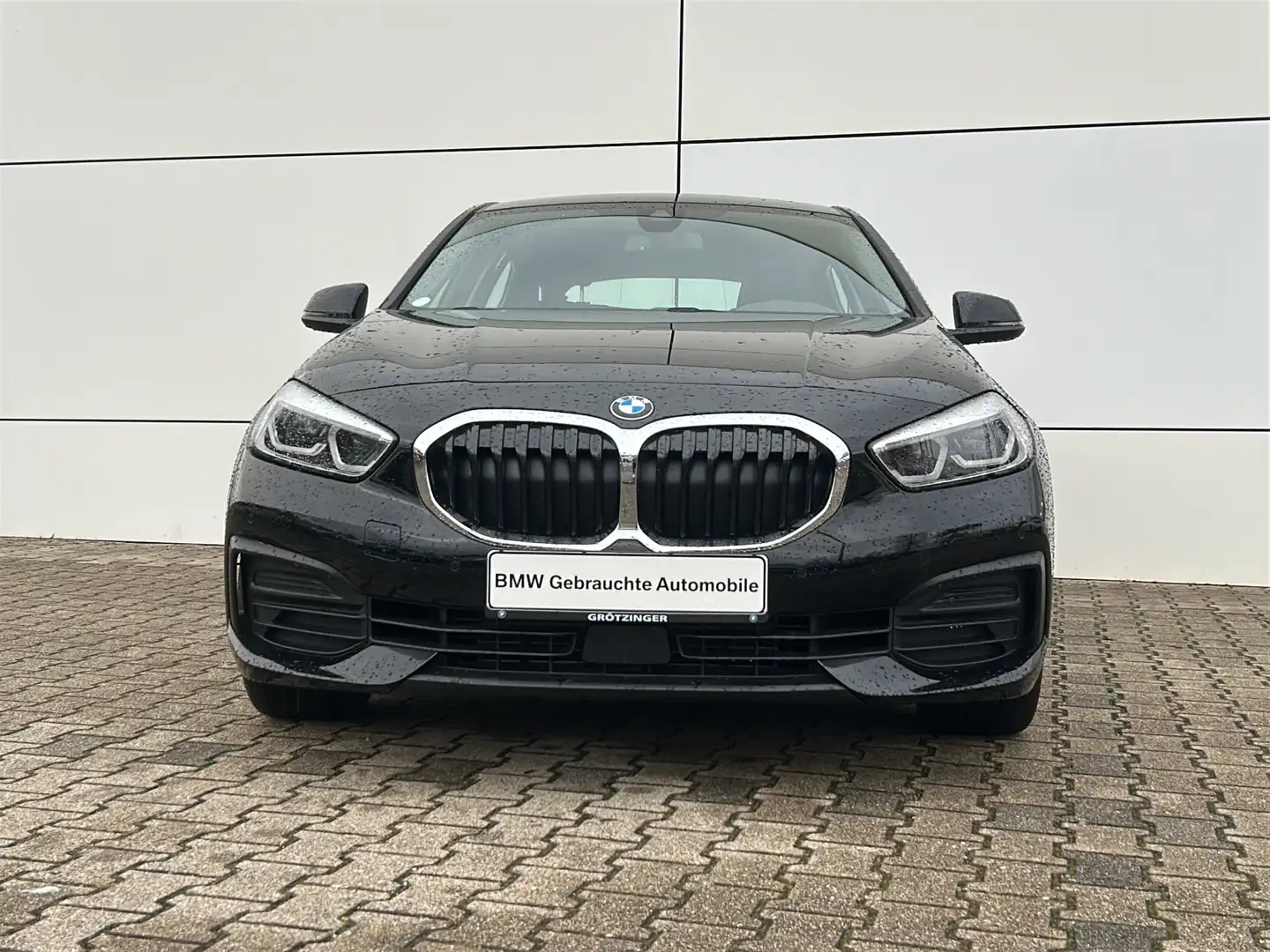 BMW 118 d LED+SHZ+GRA+PDC+LiveCockpit Schwarz - 2