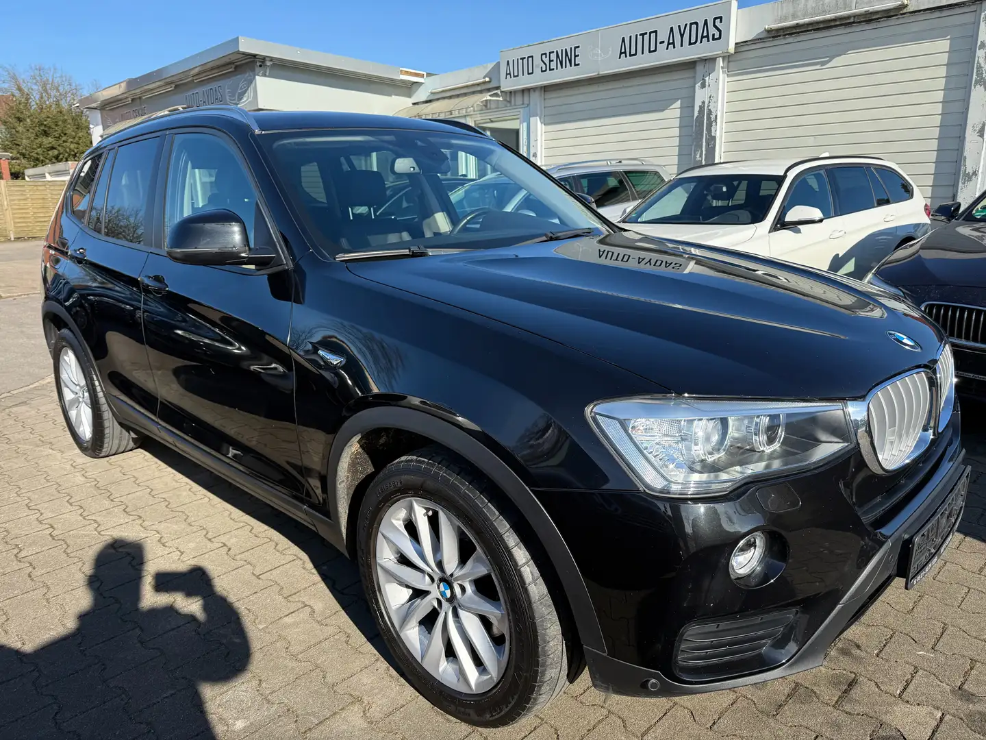 BMW X3 xDrive 30 d~2 Hand~Navi~Leder~Keyless Go~Panorama Noir - 2