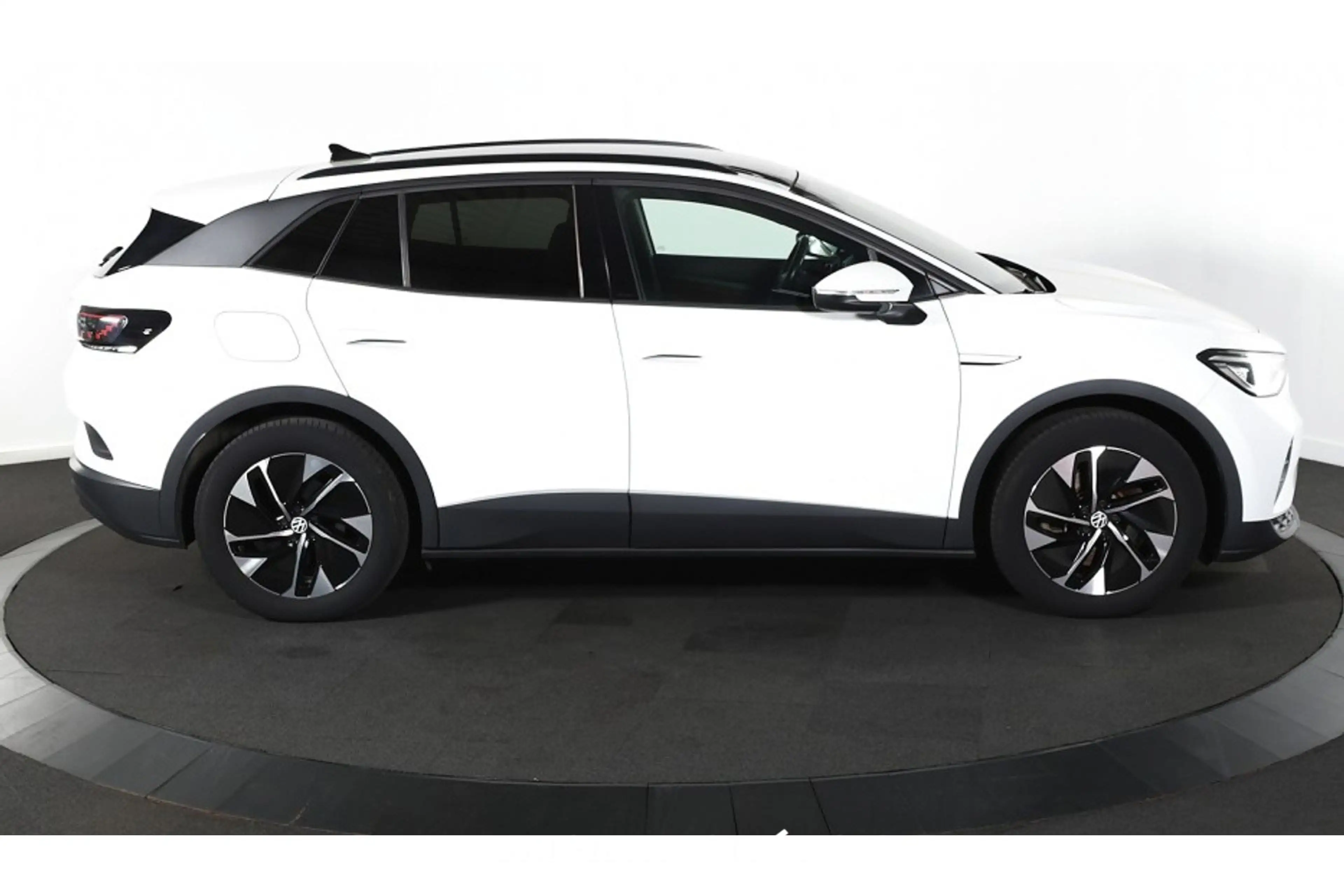 Volkswagen ID.4 Tech 77 kWh — photo 6