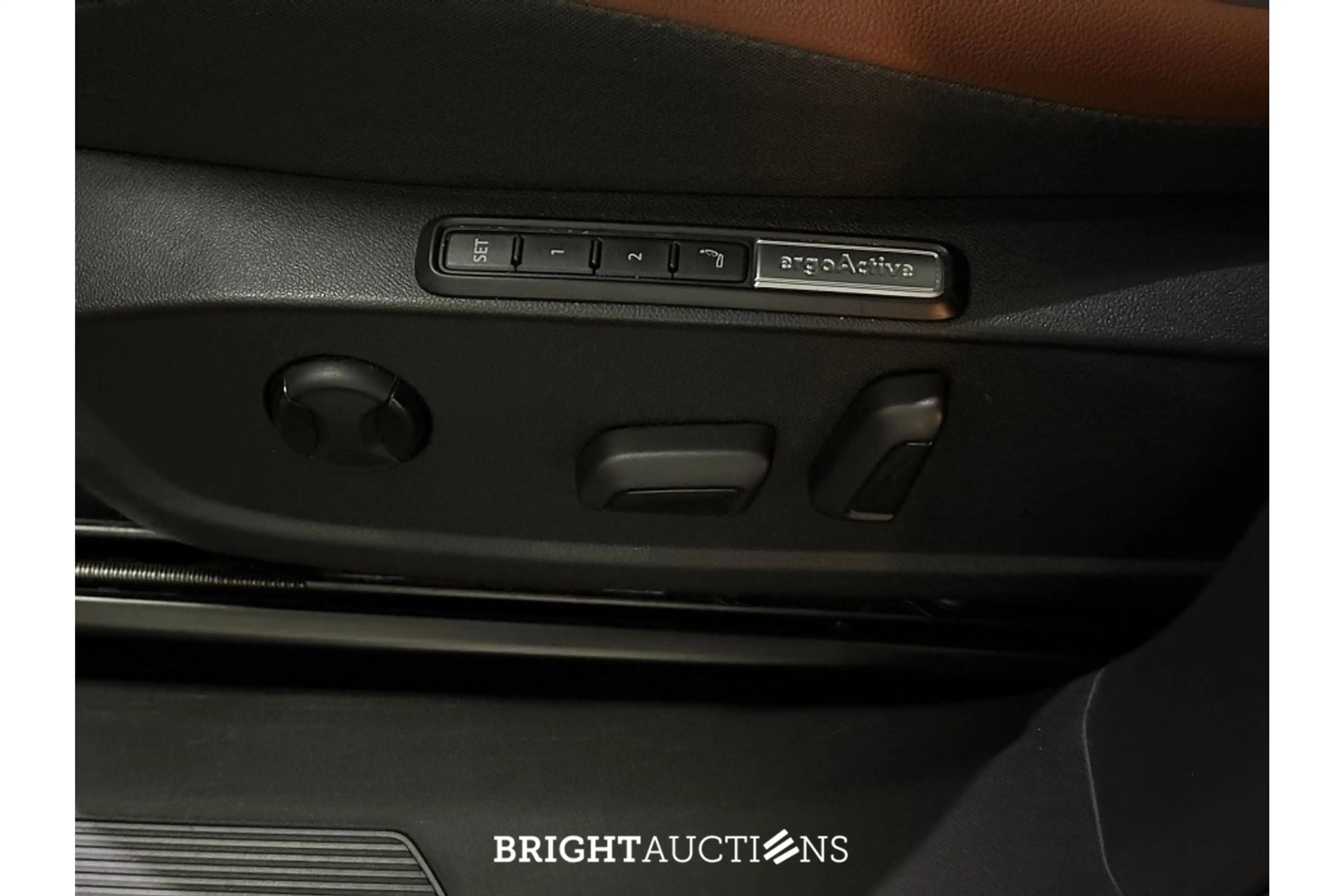 Volkswagen ID.4 Tech 77 kWh — photo 13