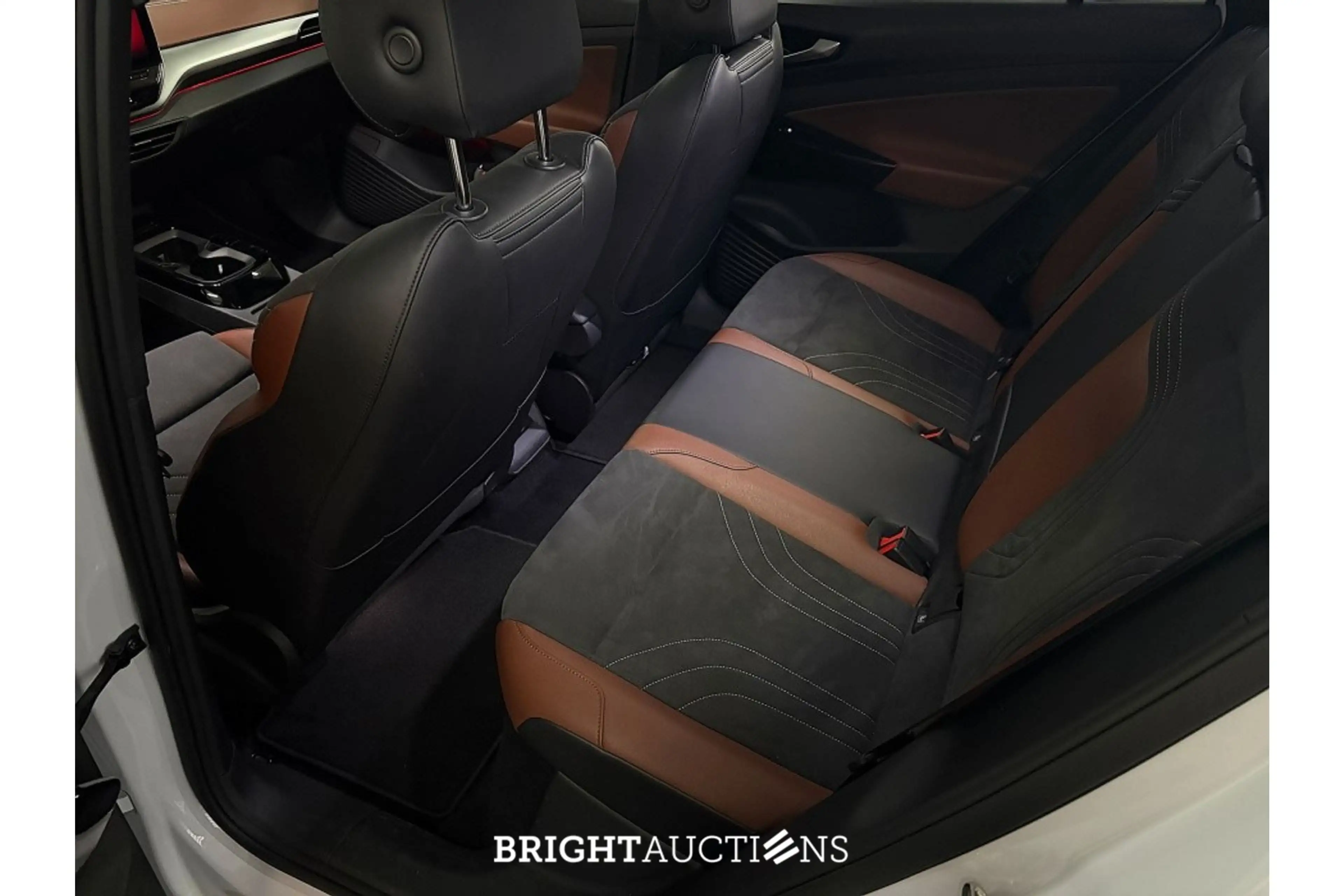 Volkswagen ID.4 Tech 77 kWh — photo 14
