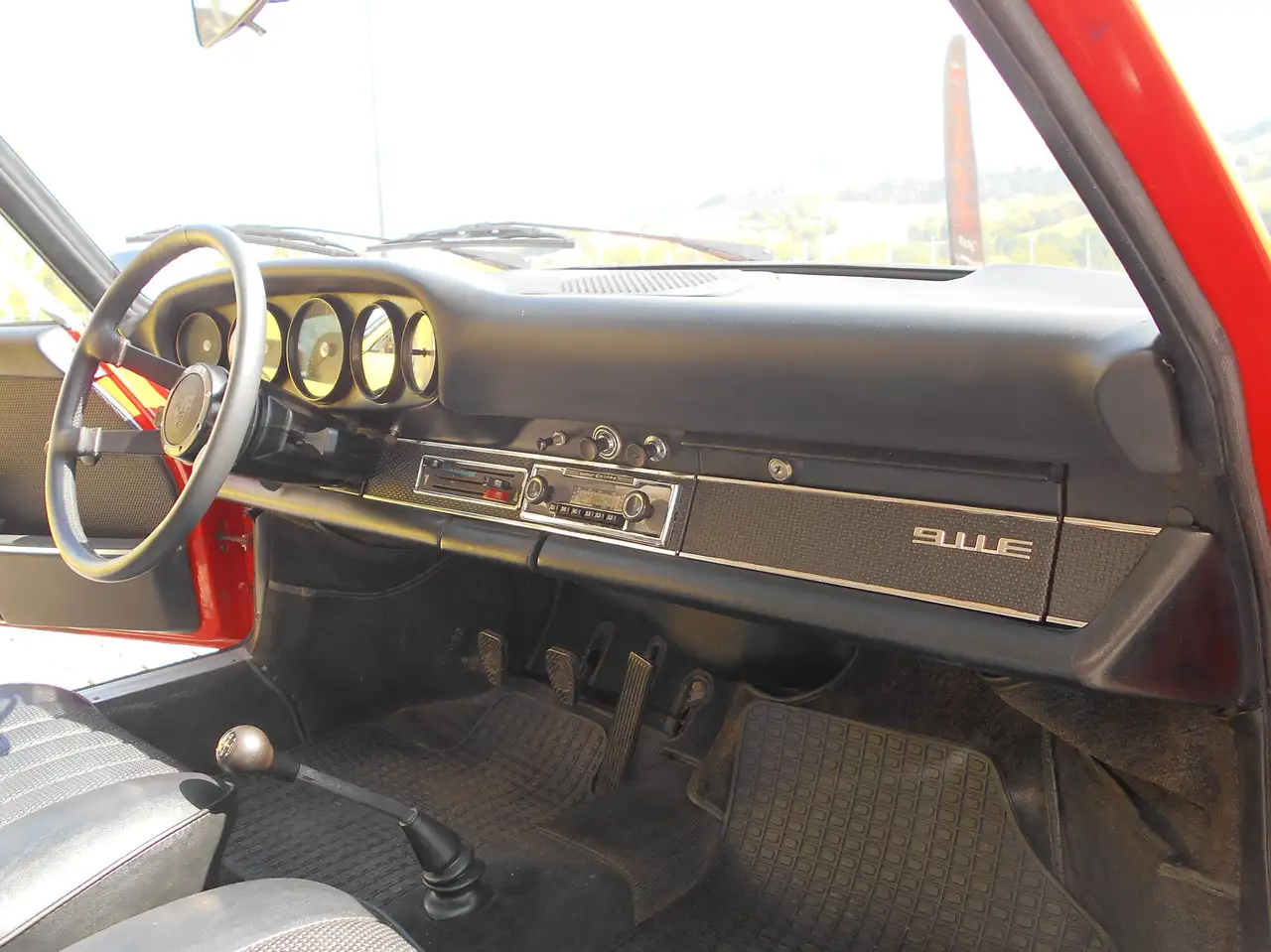 Porsche 911 2.2E, foto 12