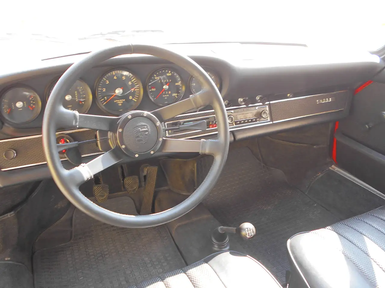 Porsche 911 2.2E, foto 10