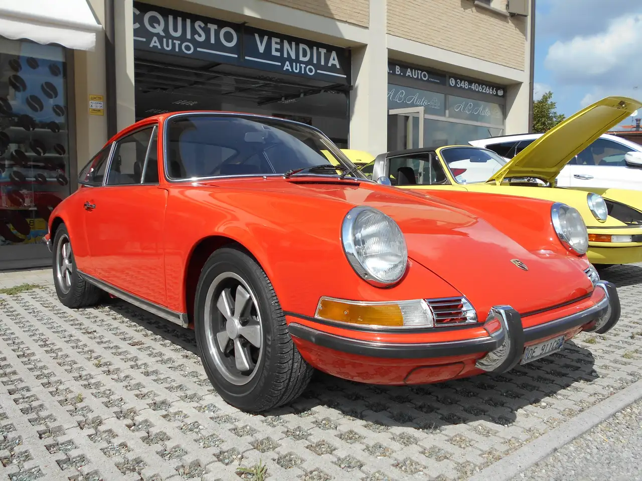 Porsche 911 2.2E, foto 3