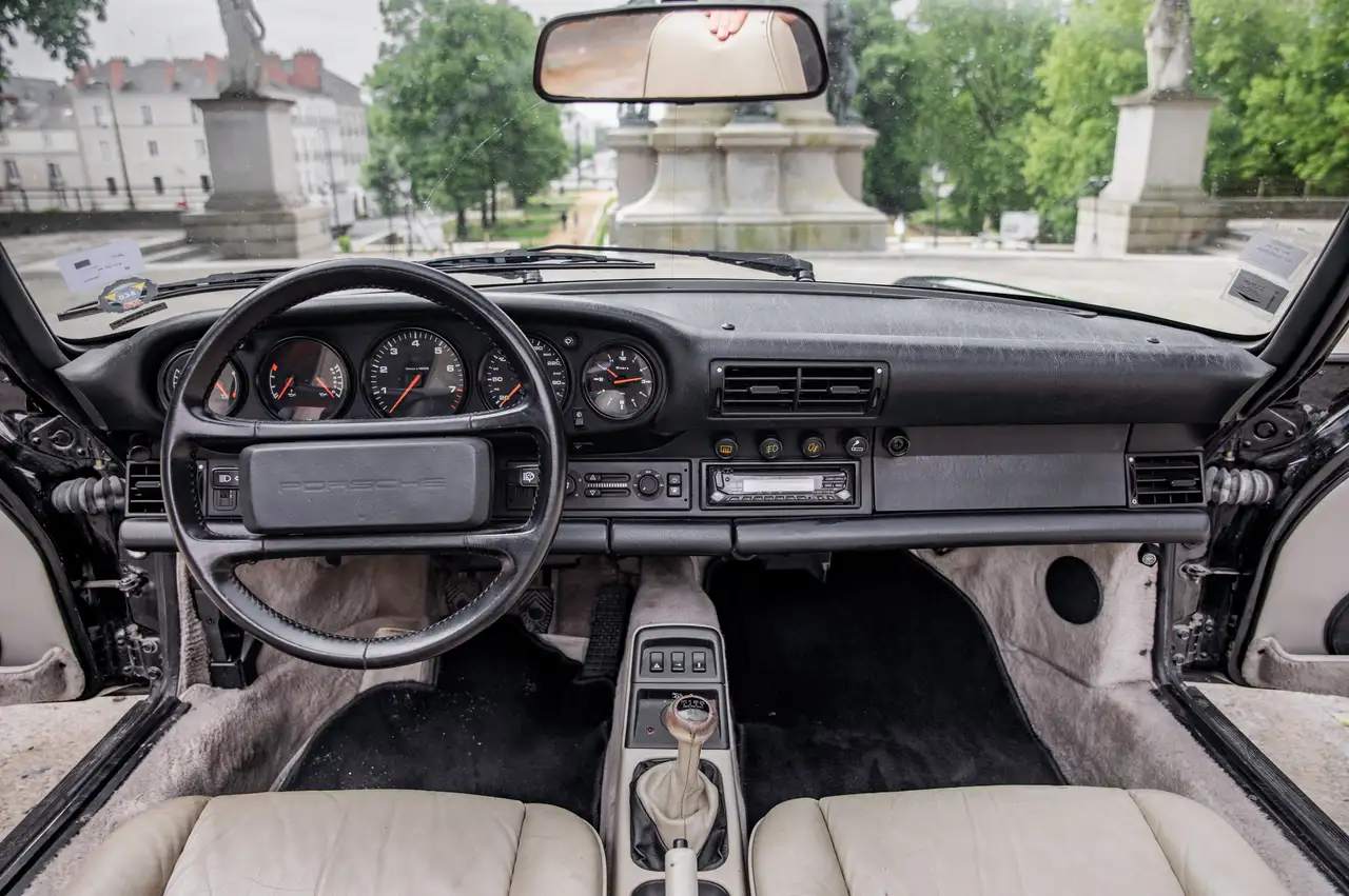 Porsche 911 964 Cabriolet Carrera 2, foto 3
