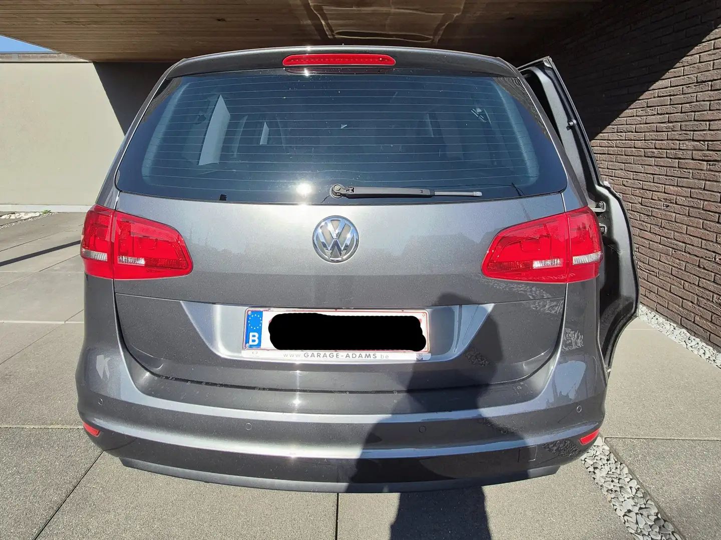 Volkswagen Sharan Sharan 2.0 TDI DSG BlueMotion Technology Highline Grijs - 2
