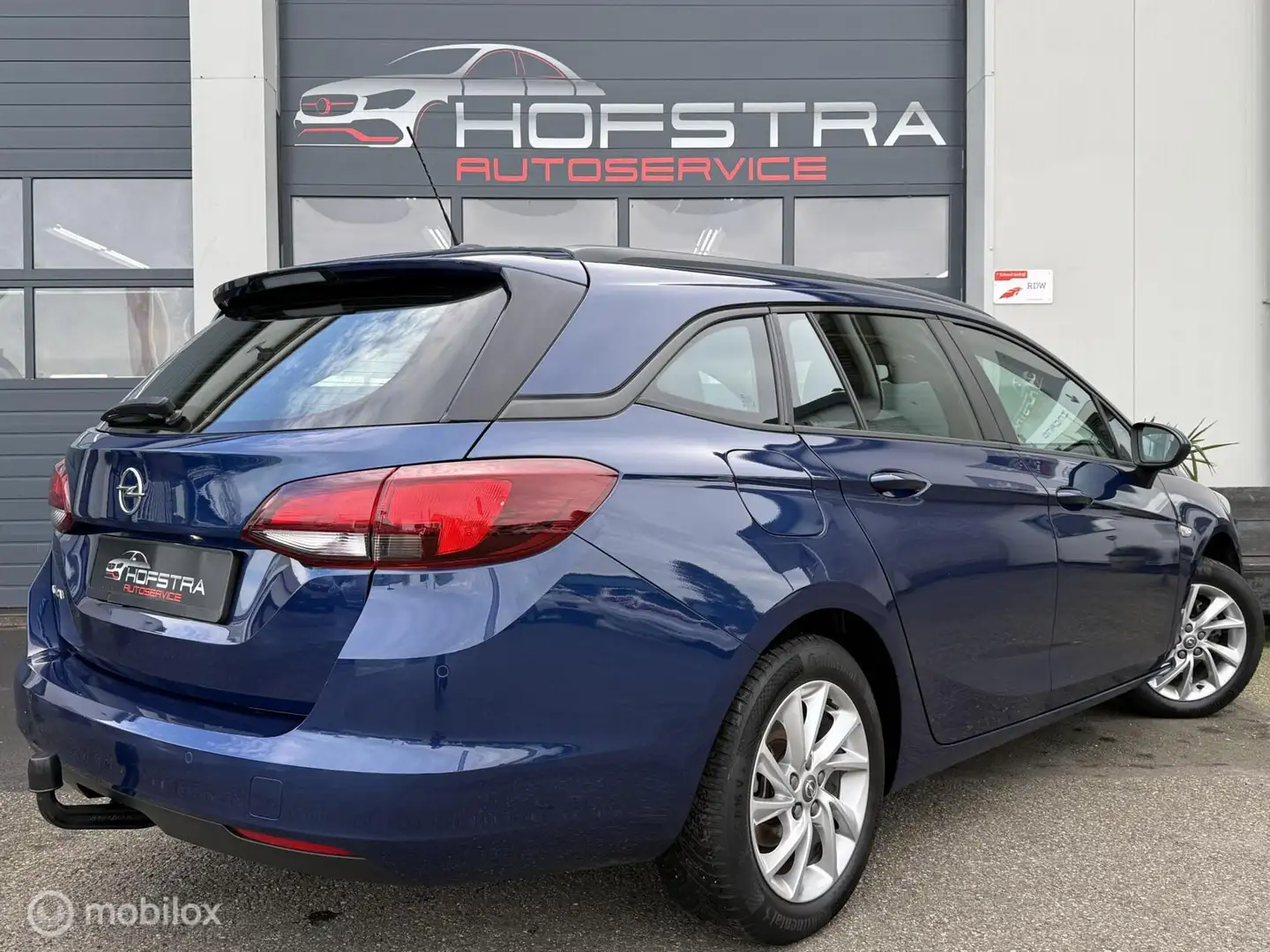 Opel Astra Sports Tourer 1.2 Edition Trekhk Carplay Navi NAP Bleu - 2