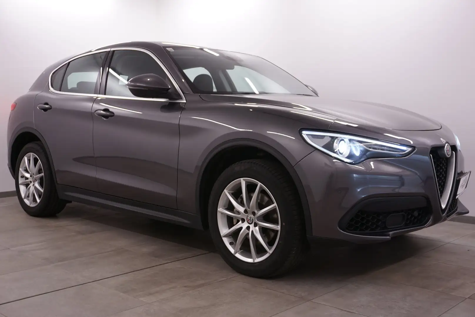 Alfa Romeo Stelvio Q4 // Anhängervorrichtung // Allrad // - 1
