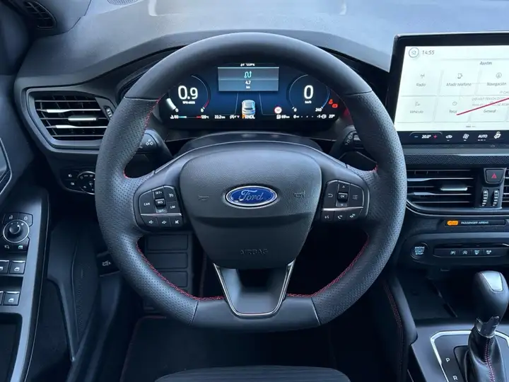 Ford Focus 2026, foto 10