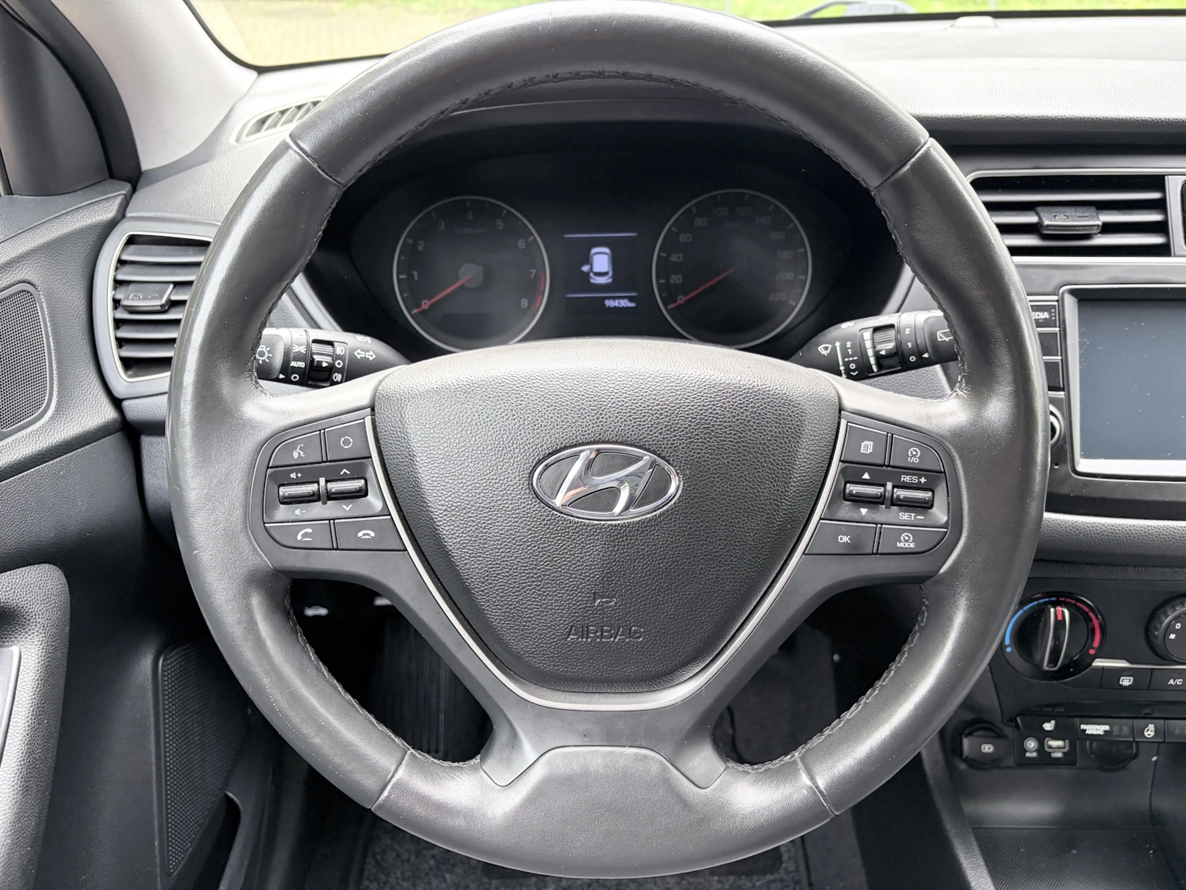 Hyundai i20 i20 1.0 T-GDI DCT Advantage — photo 11