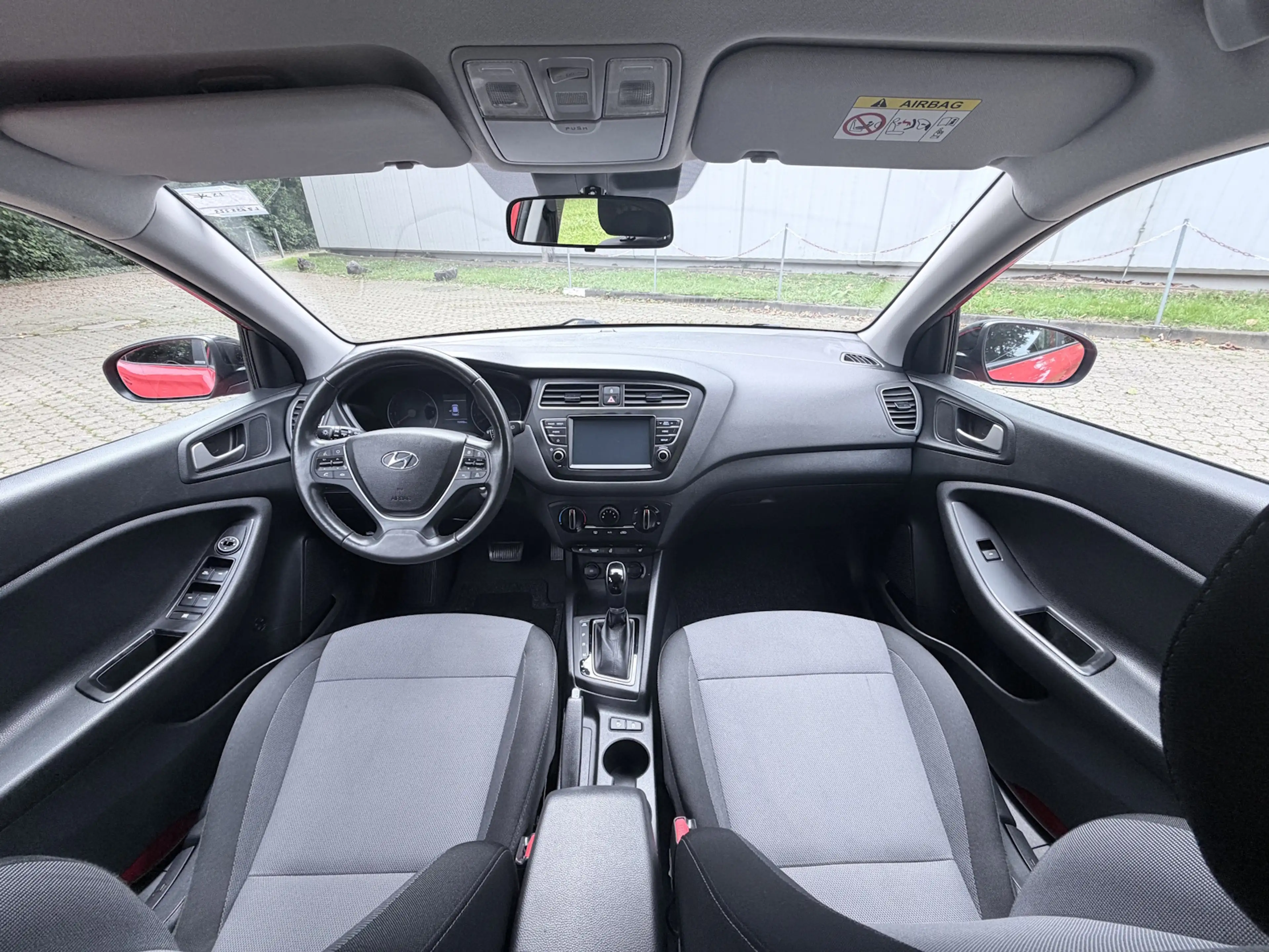Hyundai i20 i20 1.0 T-GDI DCT Advantage — photo 9