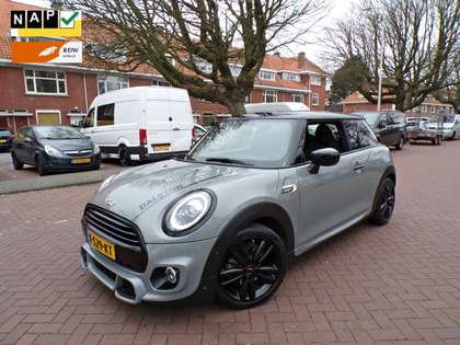 MINI Cooper Mini 1.5 Dalston Edition Carplay/Panodak/Ned auto