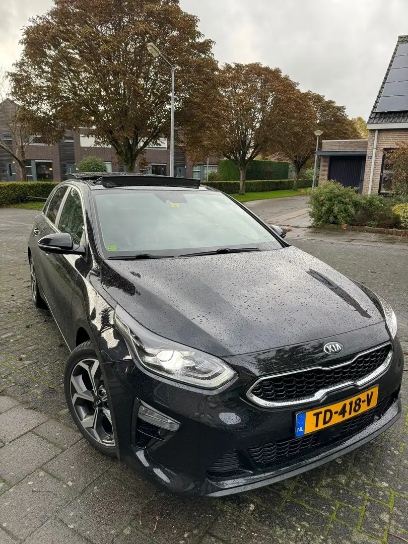 Kia Ceed / cee'd 1.4 T-GDi ExecutiveL Zwart - 2