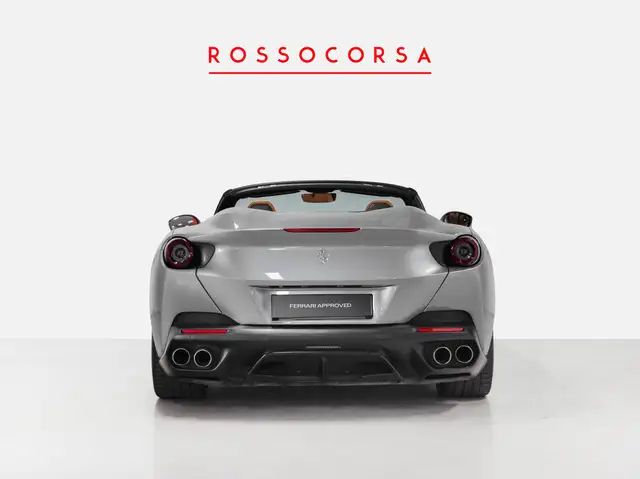 Ferrari Portofino view 5