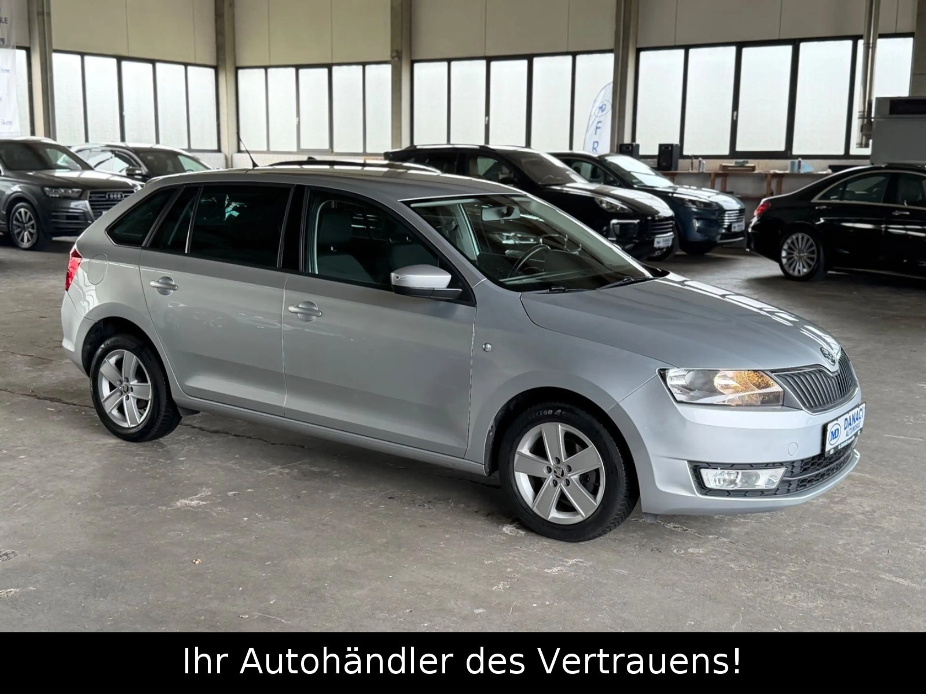Skoda Rapid/Spaceback Spaceback Ambition*Tempomat*PDC*Klimaautom