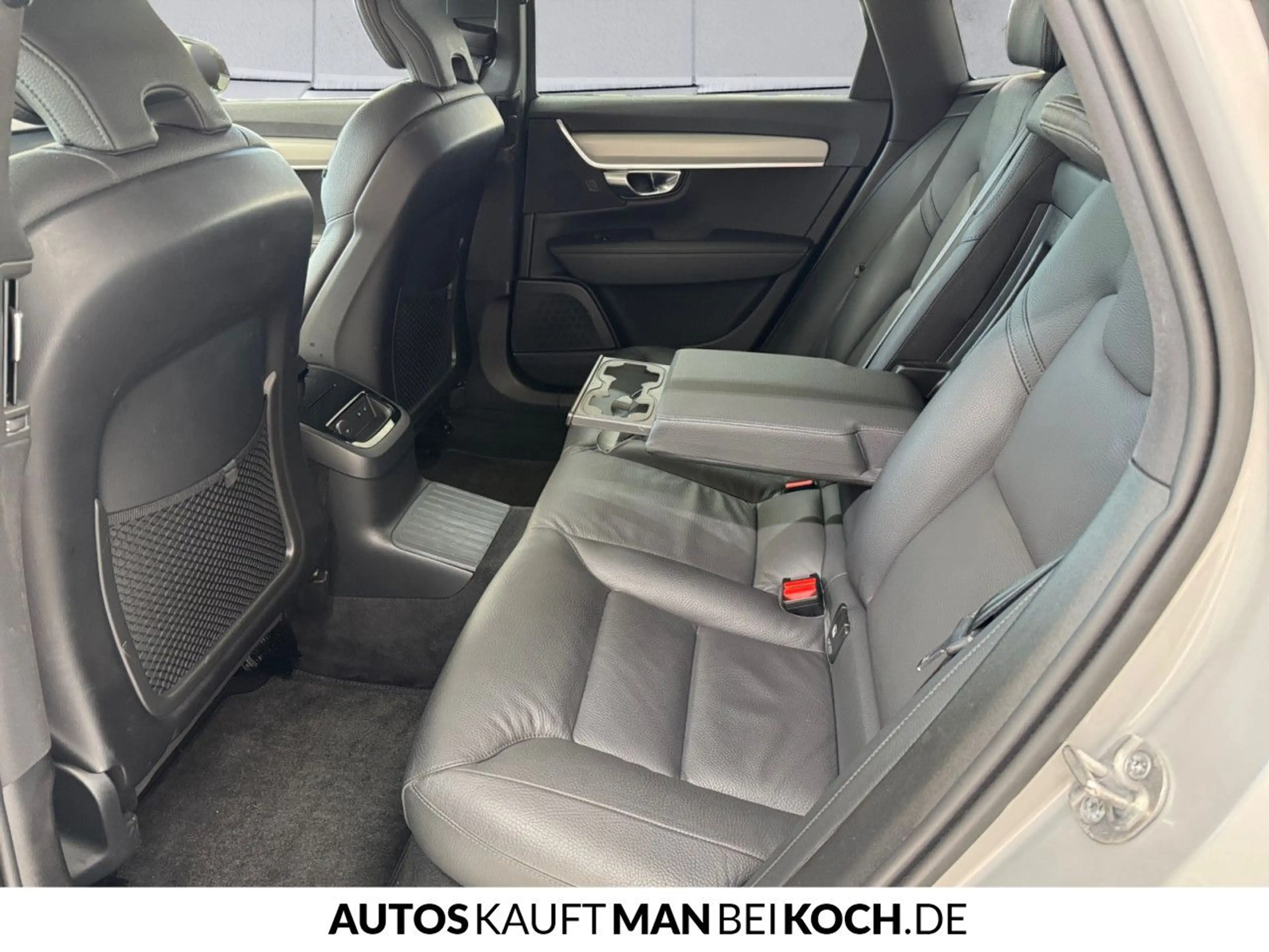 Volvo V90 T6 Plug-In AWD Plus Dark BLIS H/K 360° AHK LED — photo 7