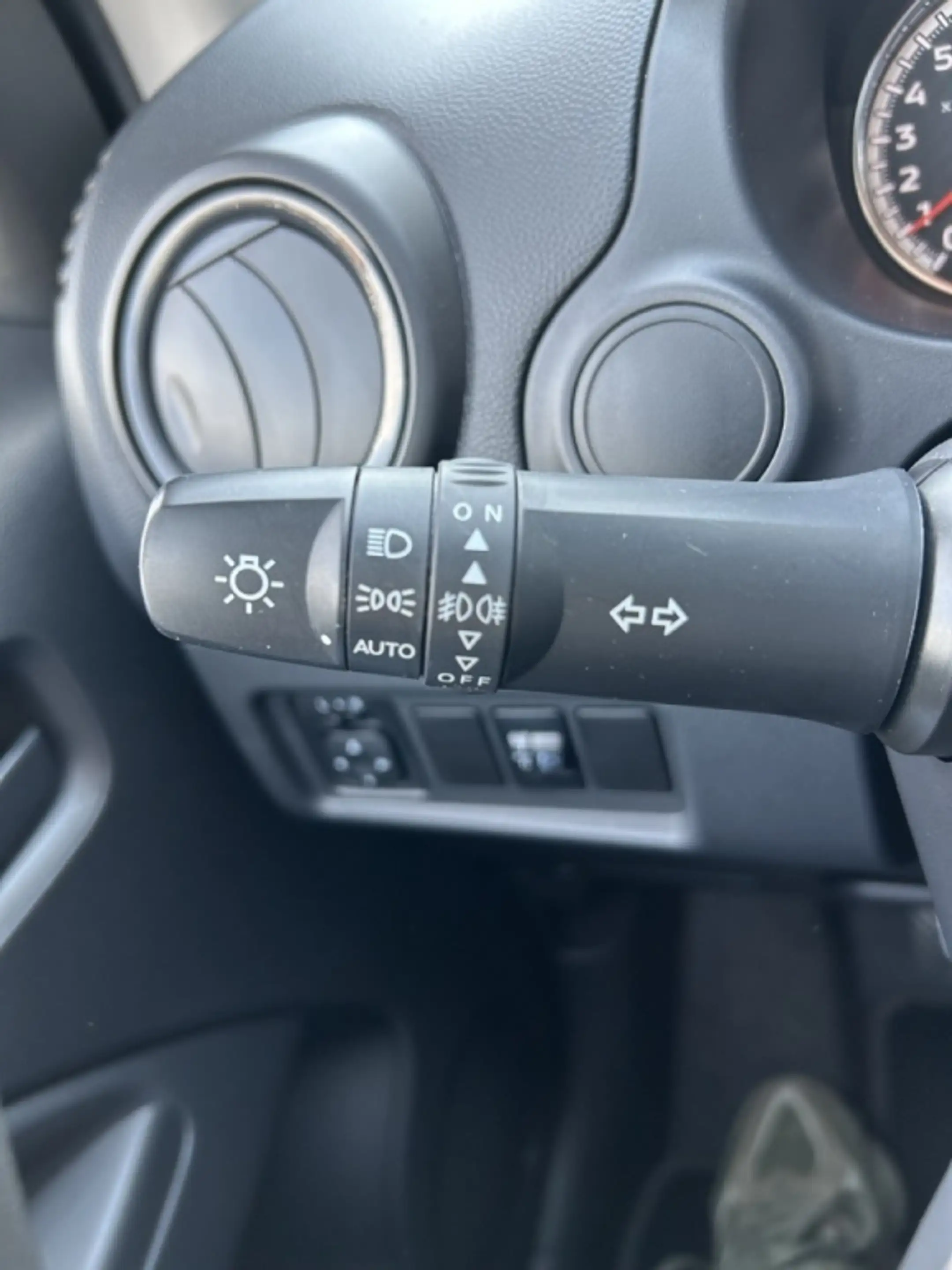 Mitsubishi Space Star 1.2 MIVEC ClearTec AS&G 71pk Cool+ — photo 21