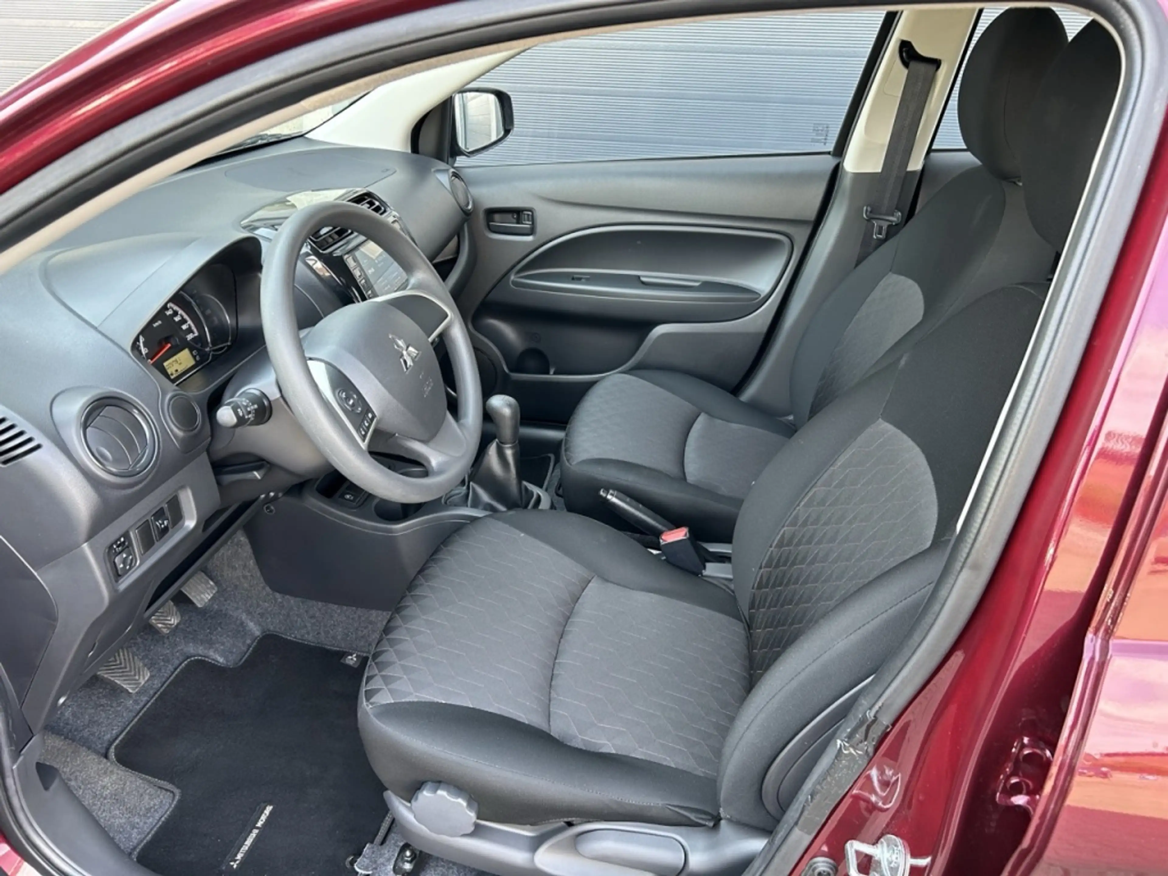 Mitsubishi Space Star 1.2 MIVEC ClearTec AS&G 71pk Cool+ — photo 6