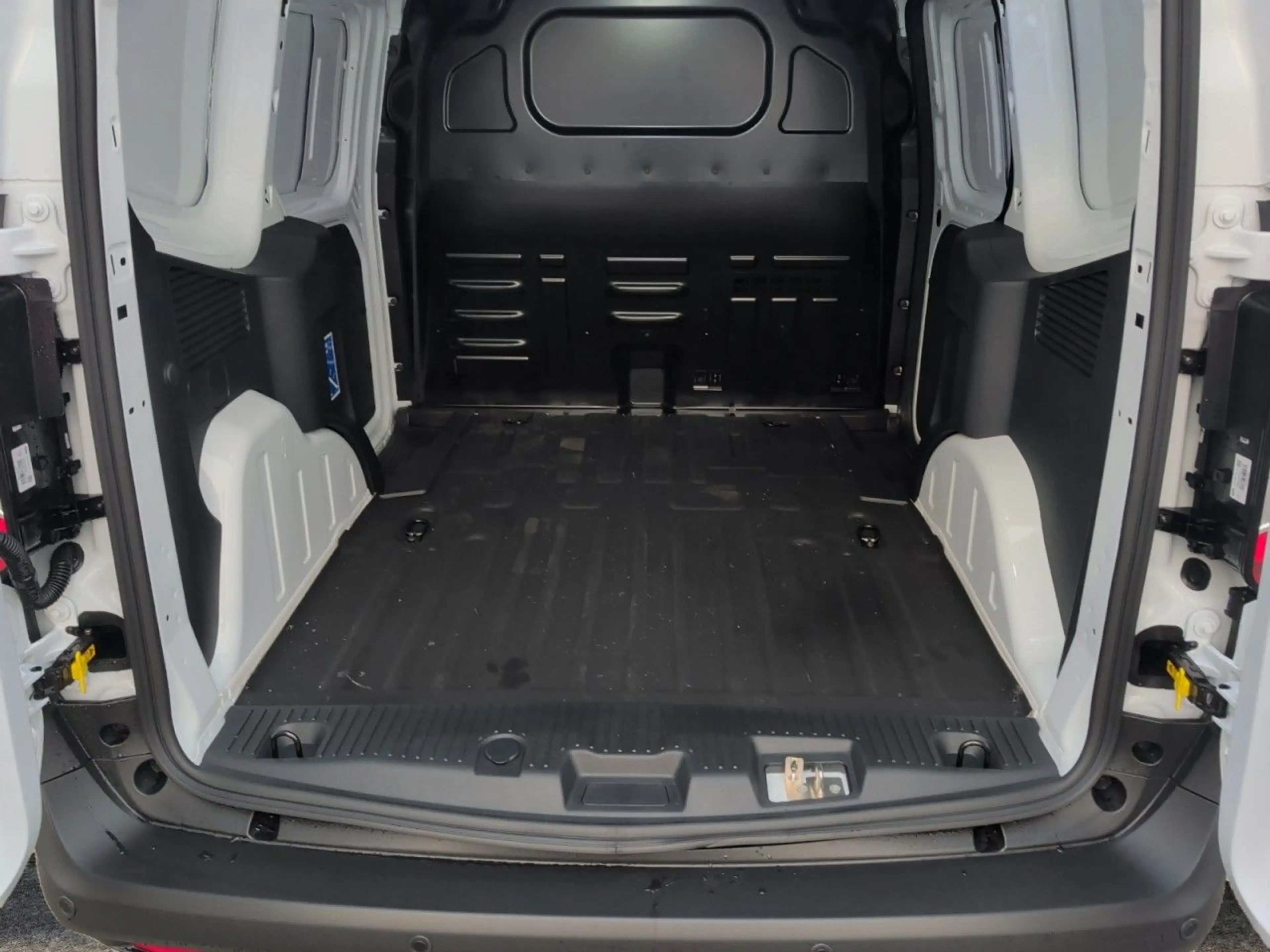 Ford Transit Courier Trend 1.0 EB Kamera+ParkPilot — photo 6