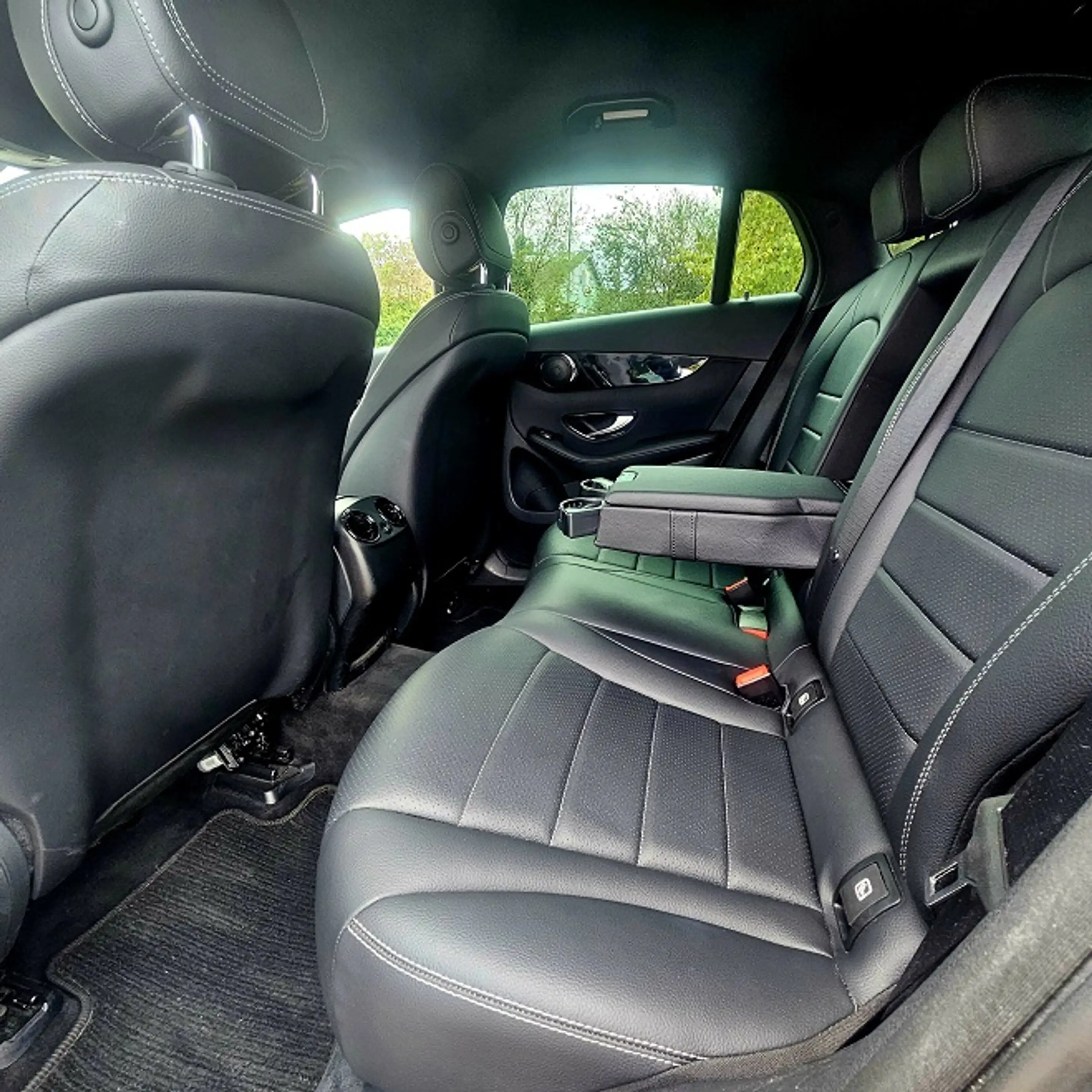 Mercedes-Benz GLC 250 GLC Coupe 250 4Matic *AMG Line* 70.000 Km*19"Alu*Scheckheft* — photo 15