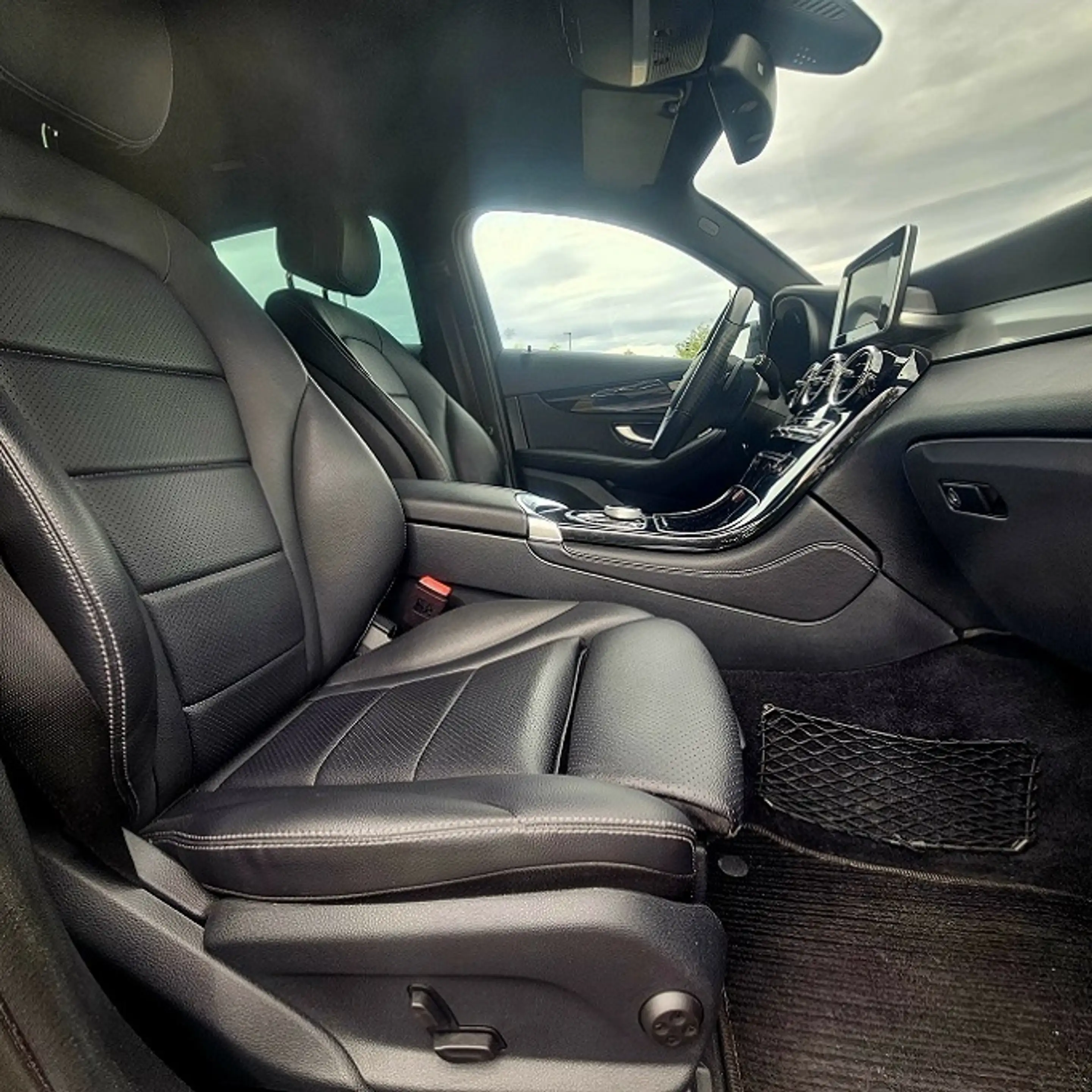 Mercedes-Benz GLC 250 GLC Coupe 250 4Matic *AMG Line* 70.000 Km*19"Alu*Scheckheft* — photo 10