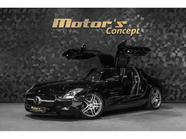 Mercedes-Benz SLS main image