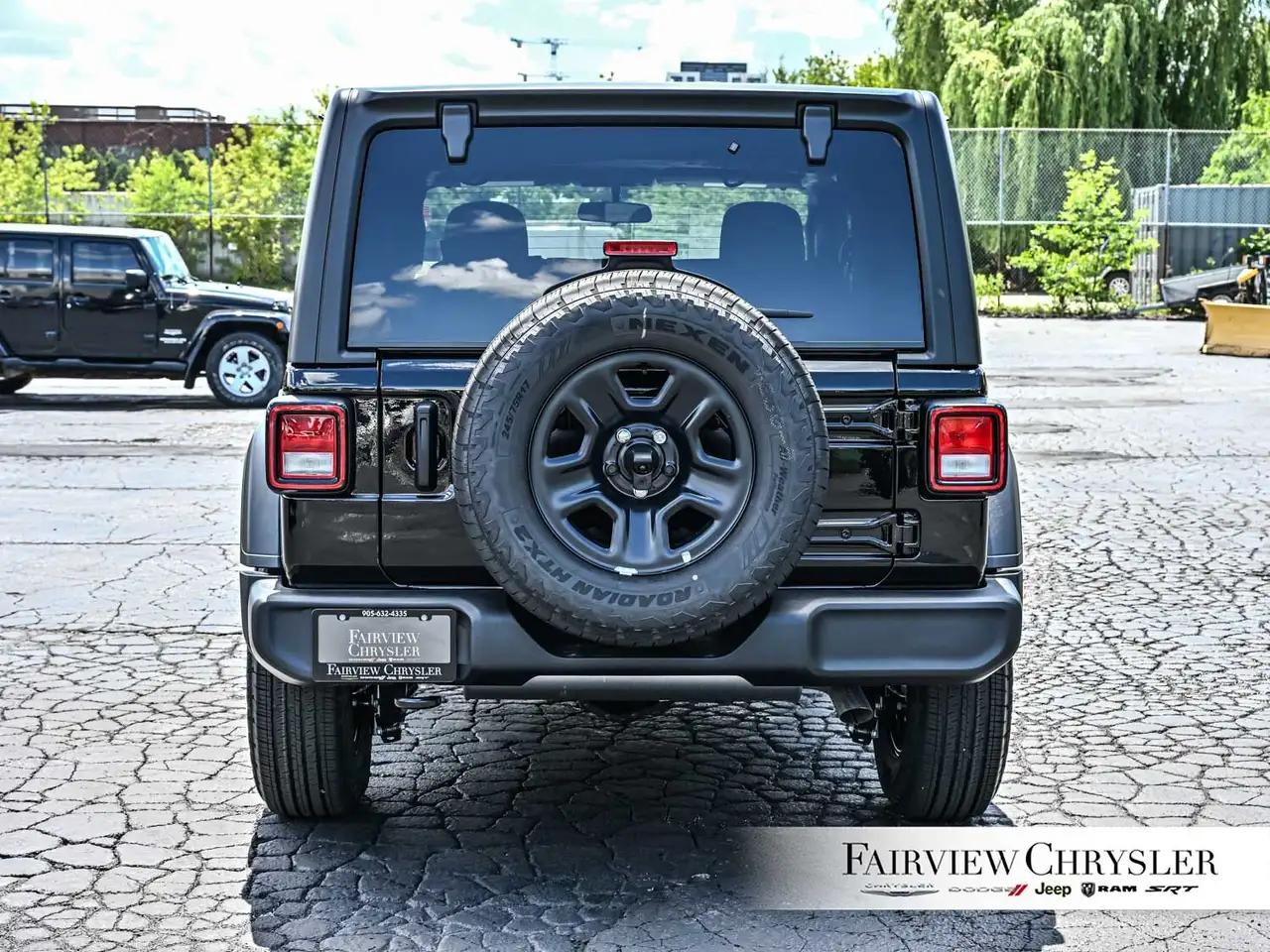 Jeep Wrangler снимка Jeep Wrangler
