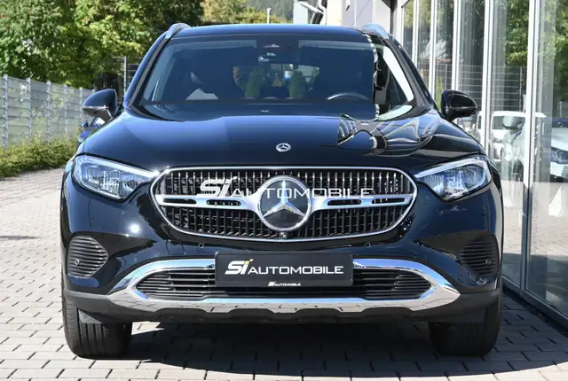Mercedes-Benz GLC view 8
