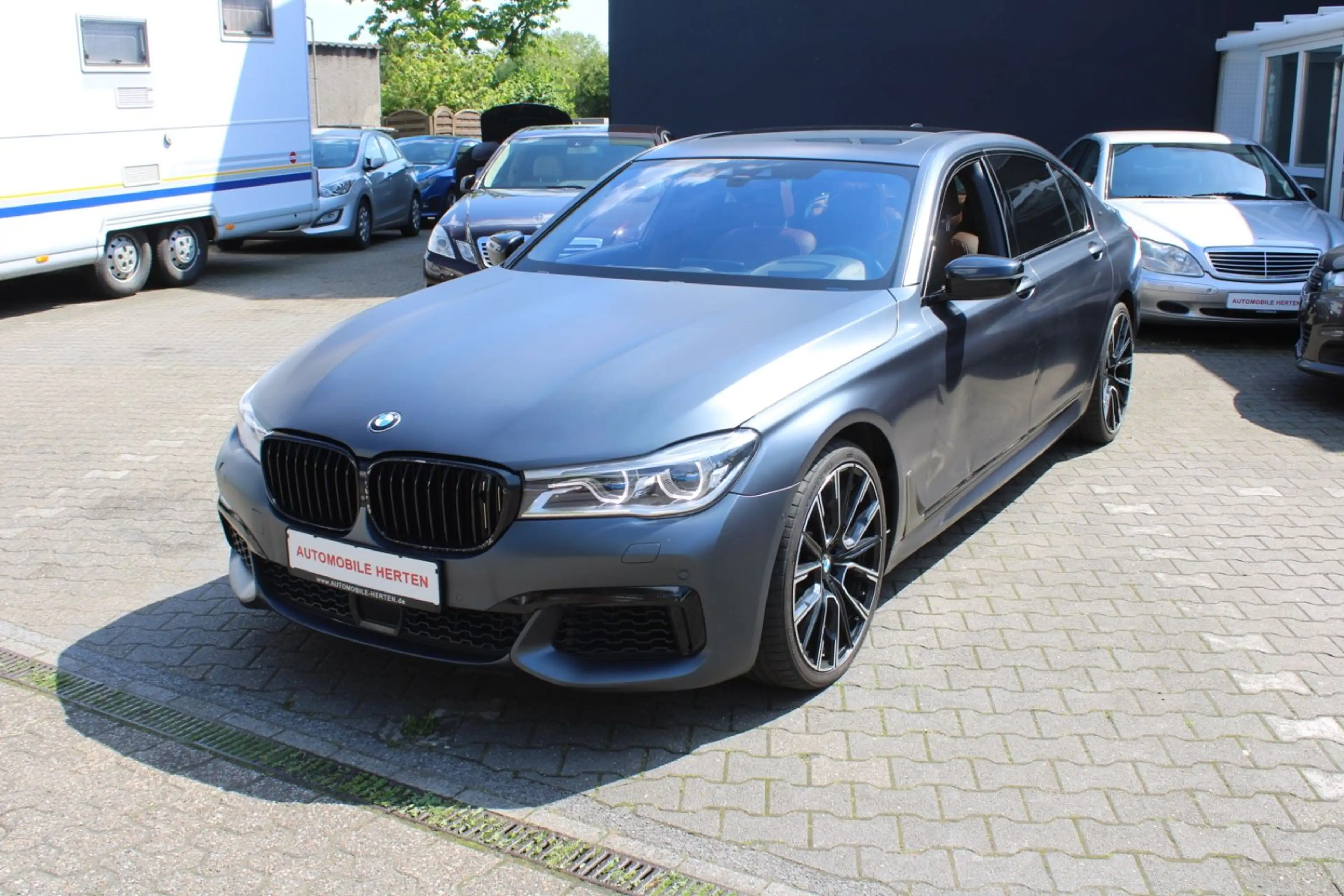 BMW 760 L i xDrive*M- PAKET*MEGA VOLL*INVIDUAL!