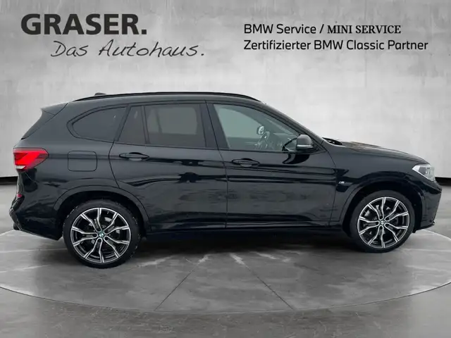 BMW X1 view 8