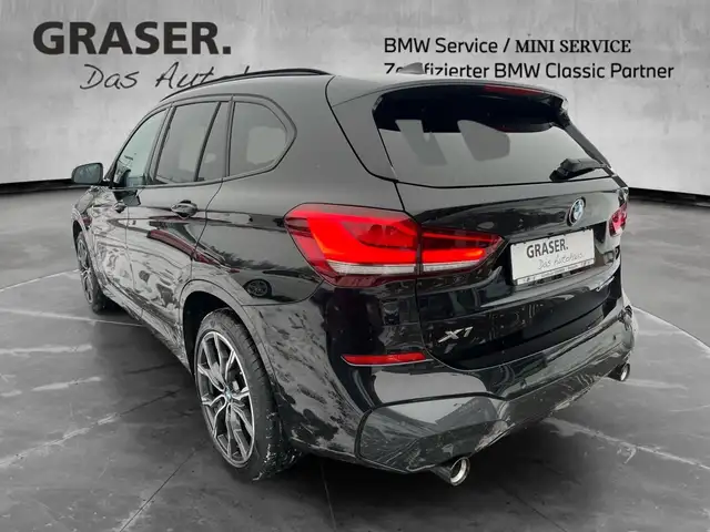 BMW X1 view 4