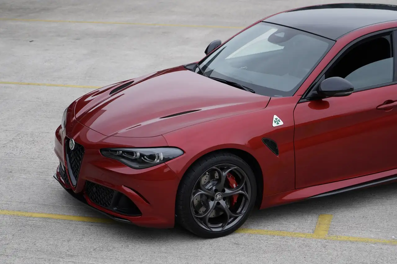 Alfa Romeo Giulia 2026 — фото 13