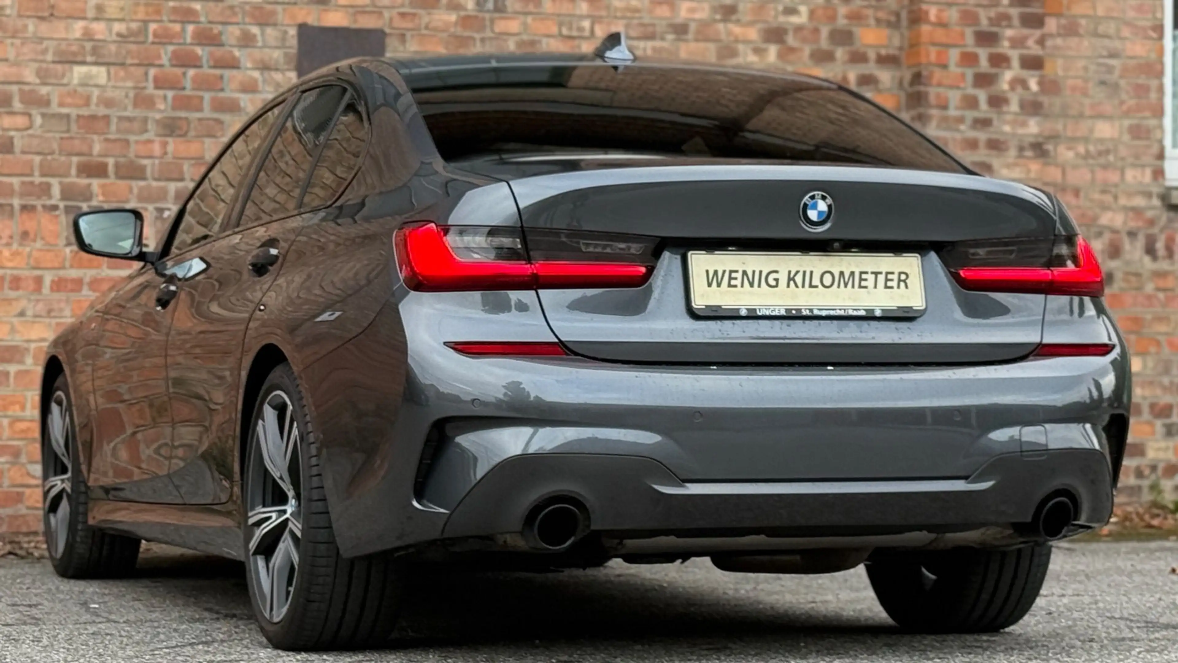 BMW 330 d xDrive M-Paket *Viele-Extras +Servicegepflegt A — photo 8