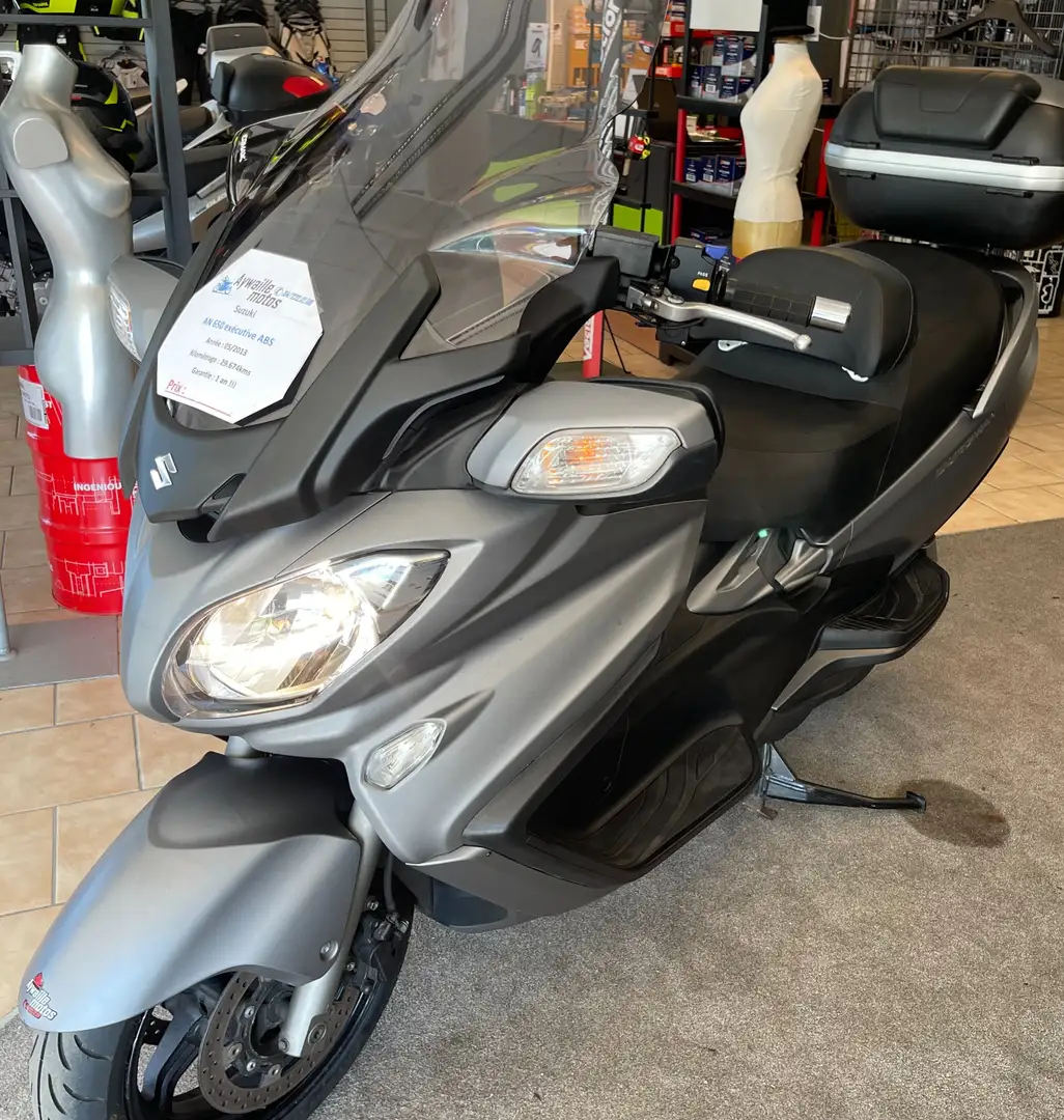 Suzuki Burgman 650 ABS Exécutive Gri - 2