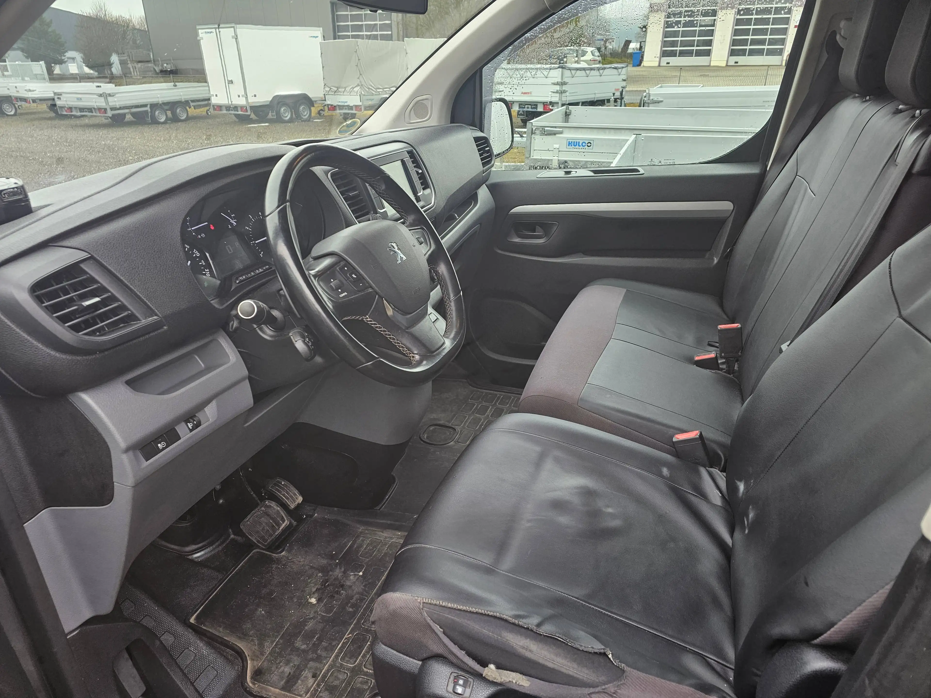 Peugeot Expert Premium TwinCab / Edition L2 — photo 12