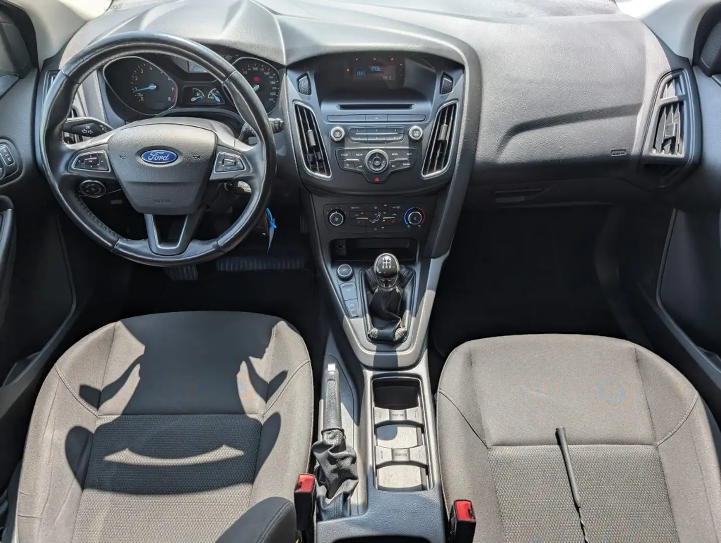 Ford Focus Wagon 1.0 Trend Noir - 2