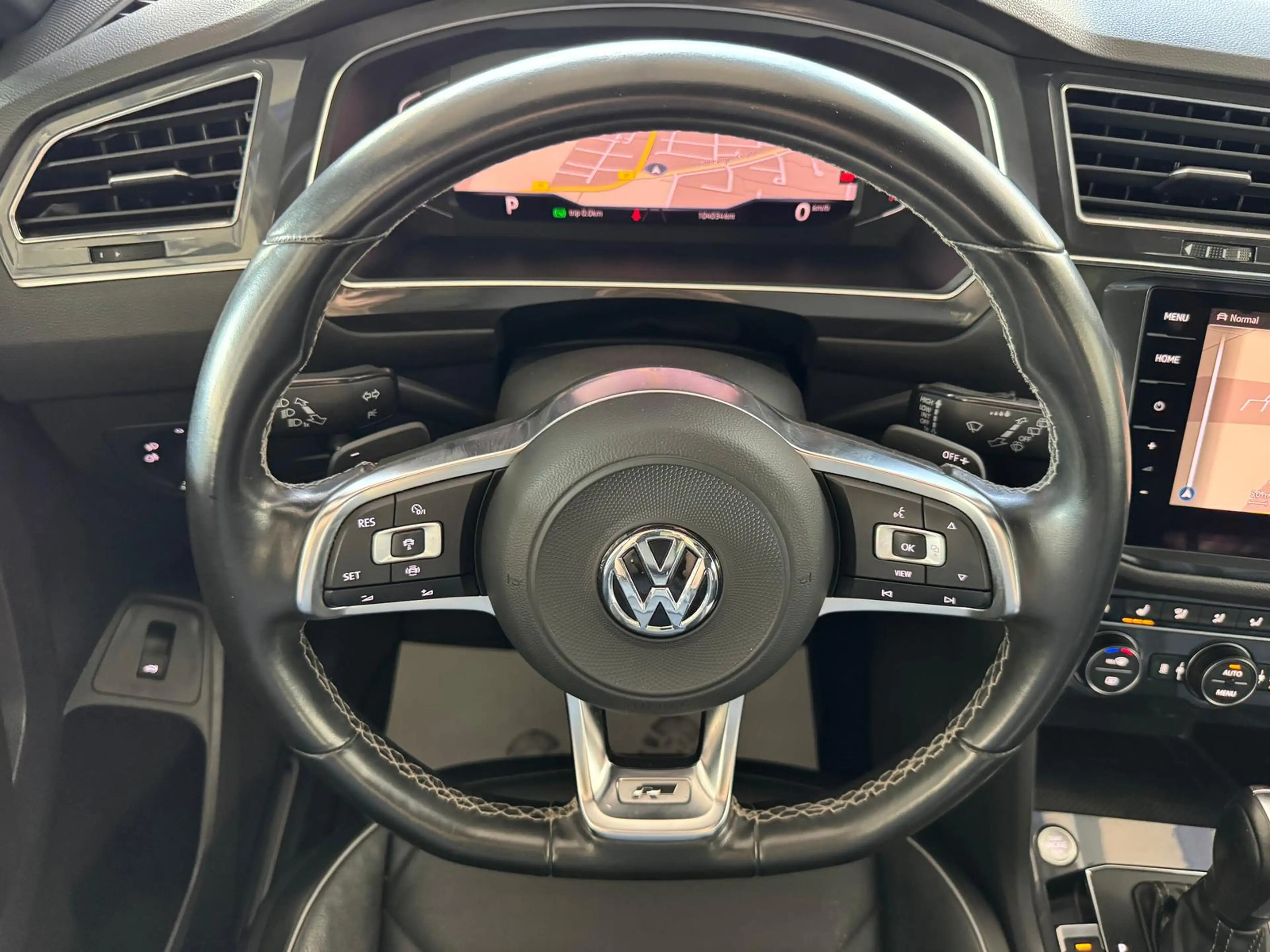 Volkswagen Tiguan Allspace 4Motion 3xR-Line 2.0TDI 7SITZER — photo 18