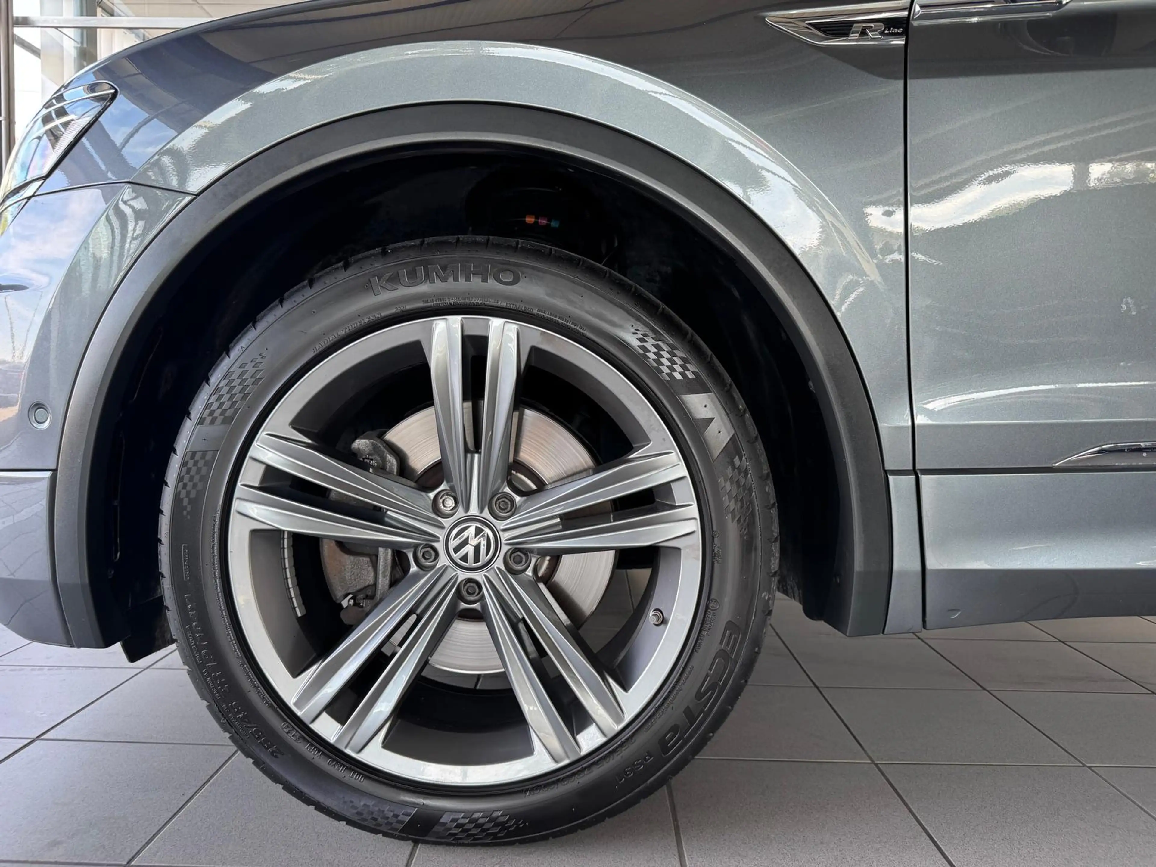 Volkswagen Tiguan Allspace 4Motion 3xR-Line 2.0TDI 7SITZER — photo 12